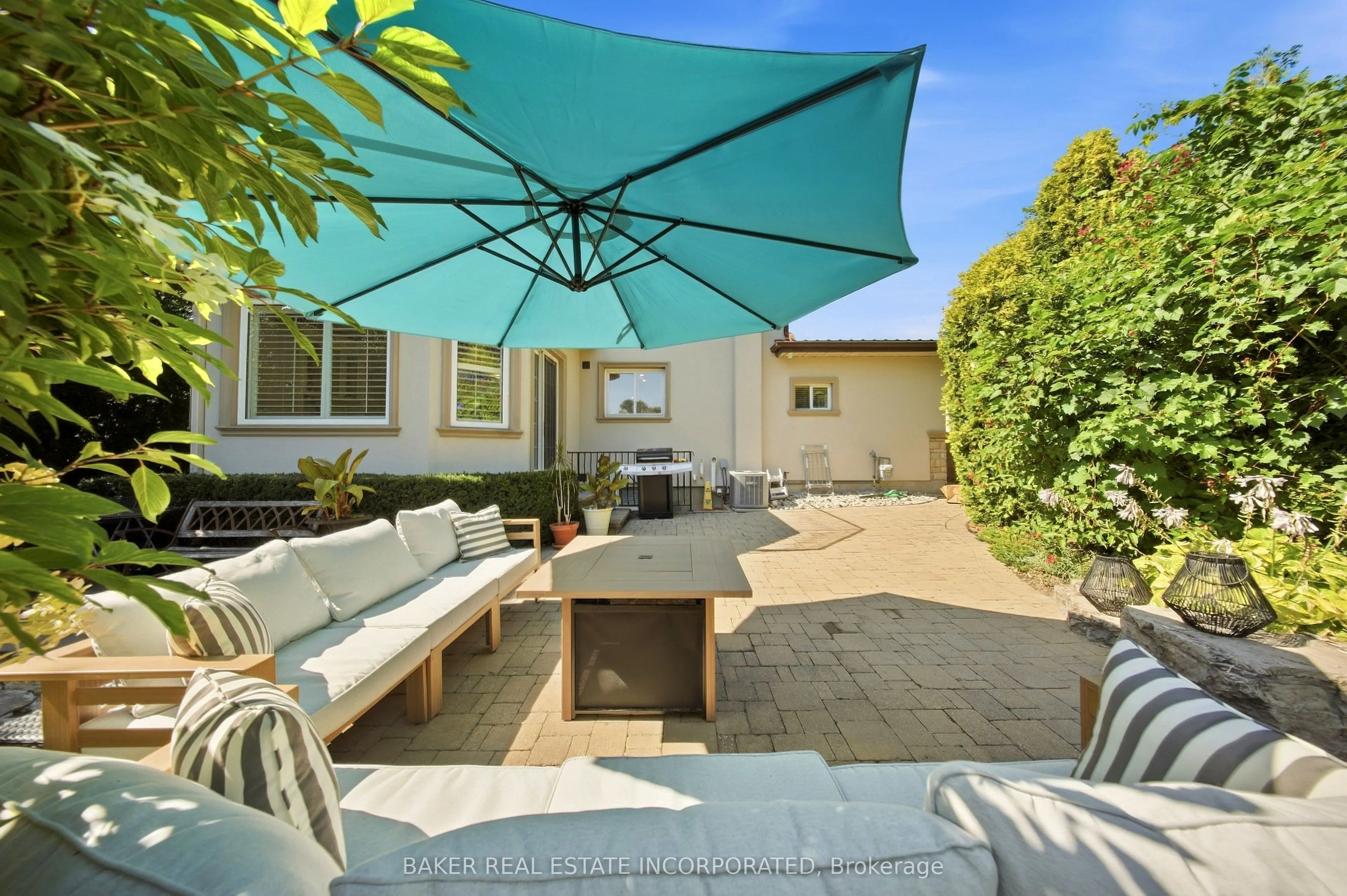 3415 Schomberg Avenue