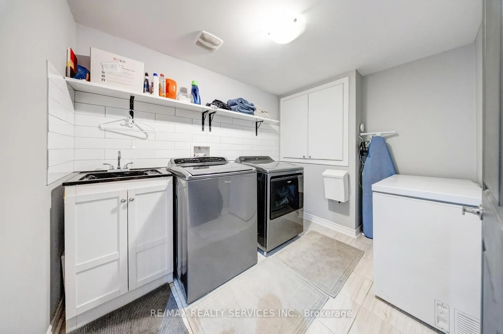 277 Potts Terrace
