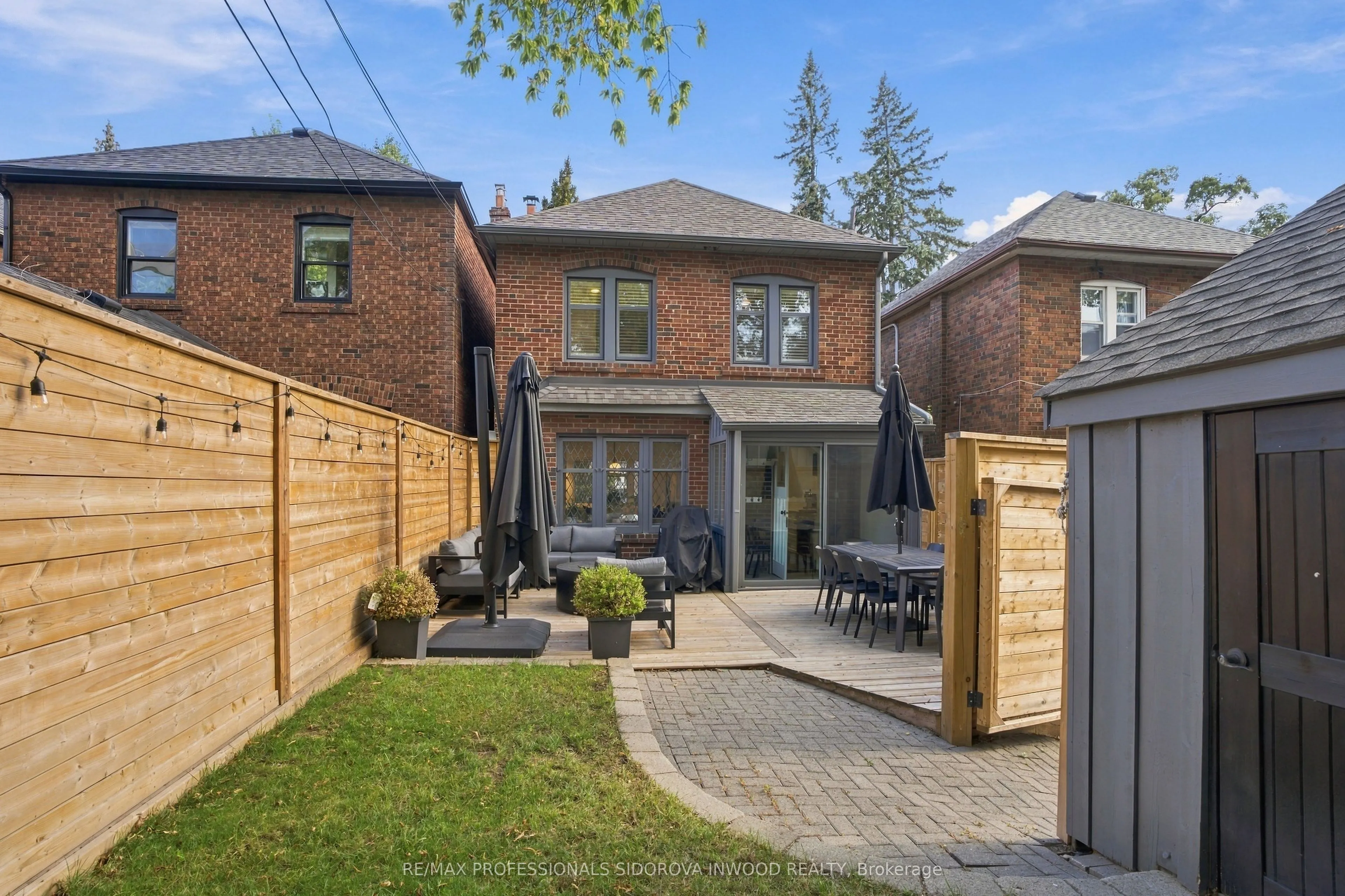 26 Larkin Avenue