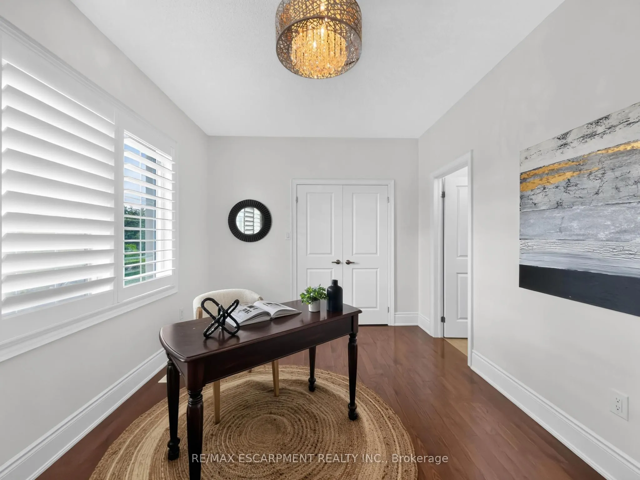 2121 Blackforest Crescent
