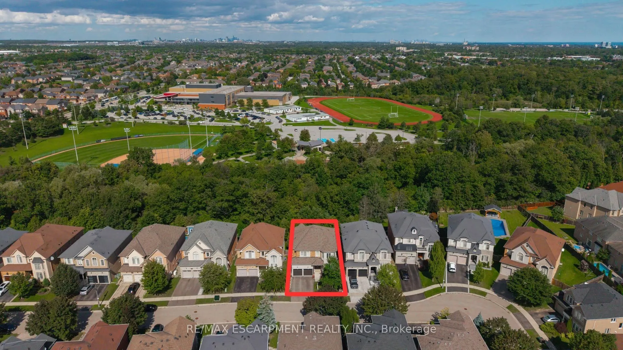 2121 Blackforest Crescent