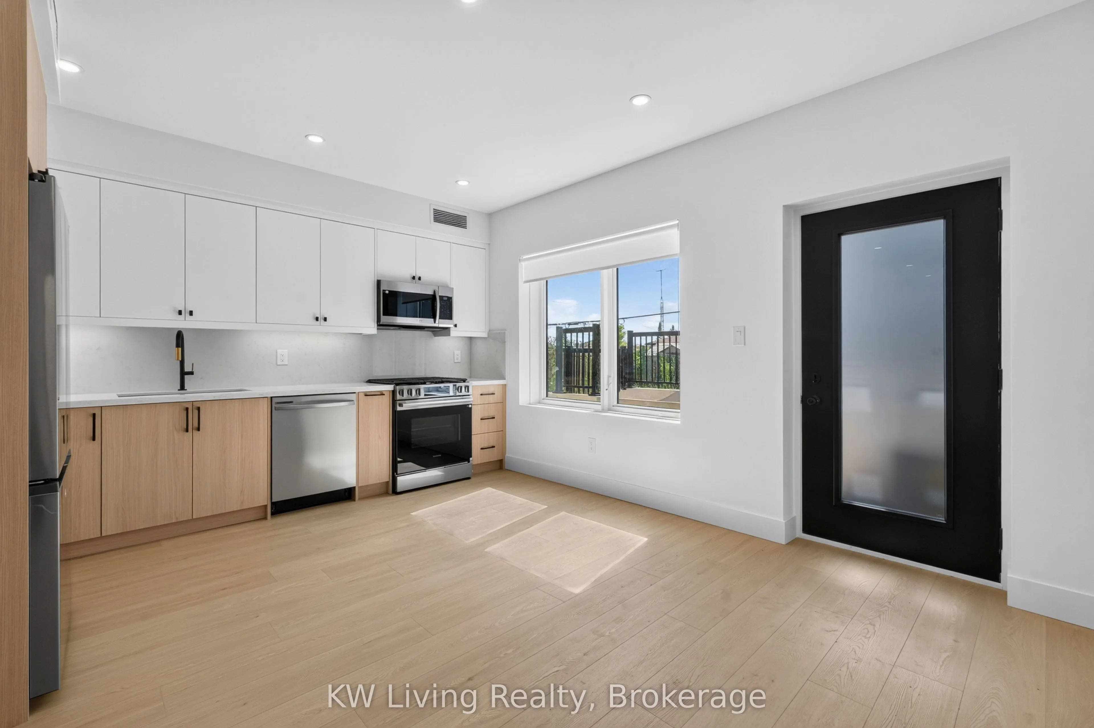 6 Kirknewton Road