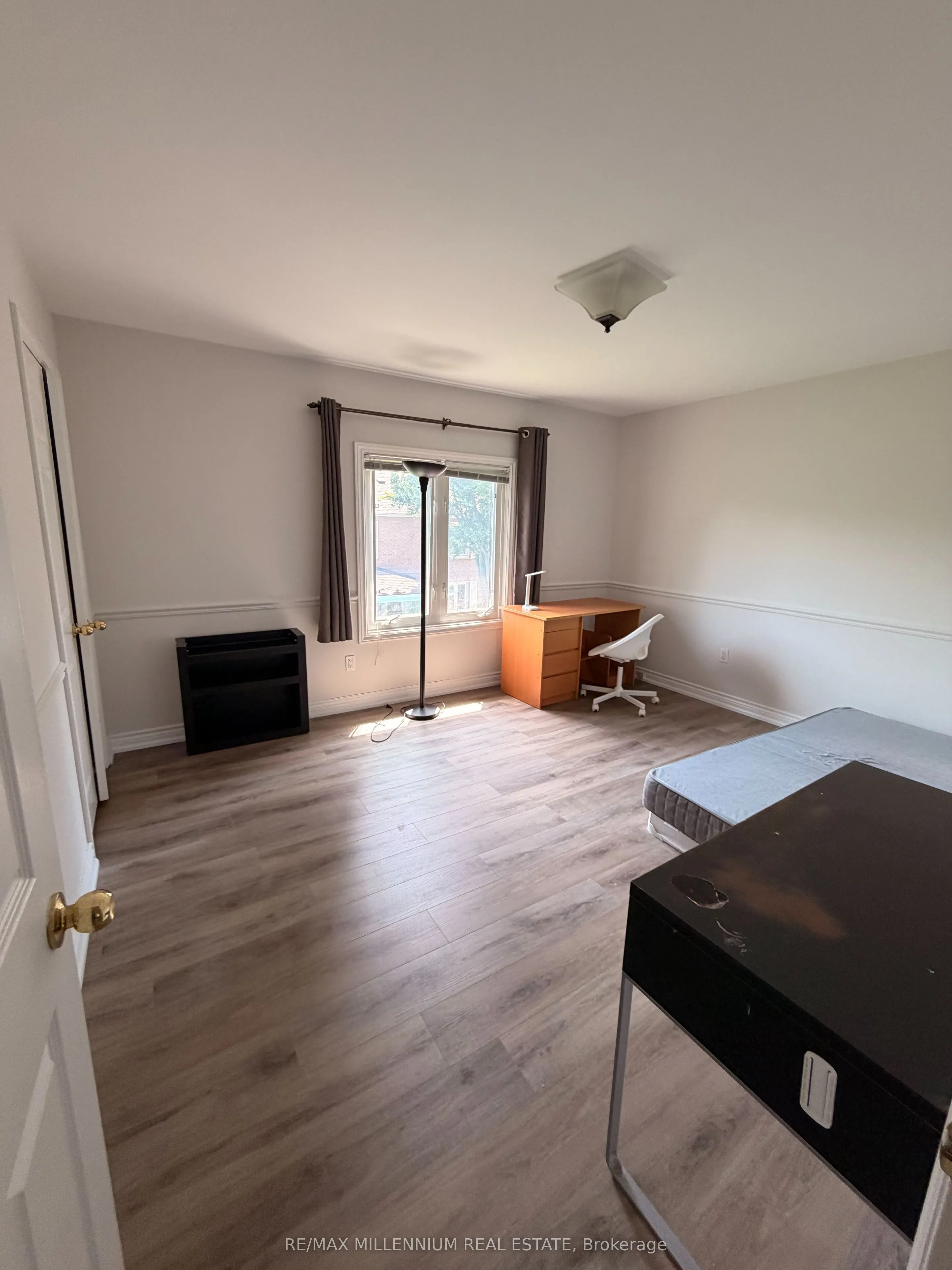 3501 Kingbird Court