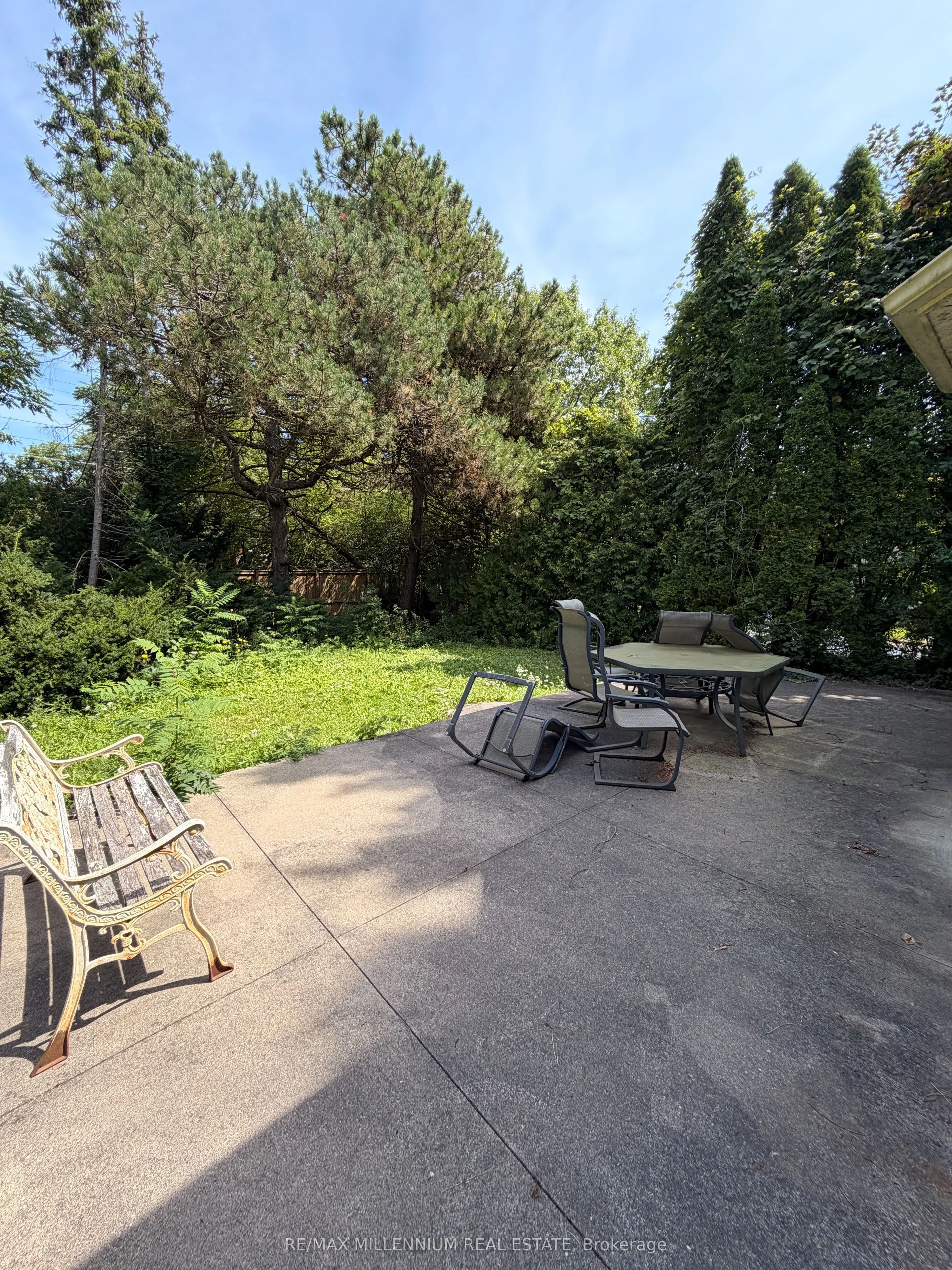3501 Kingbird Court