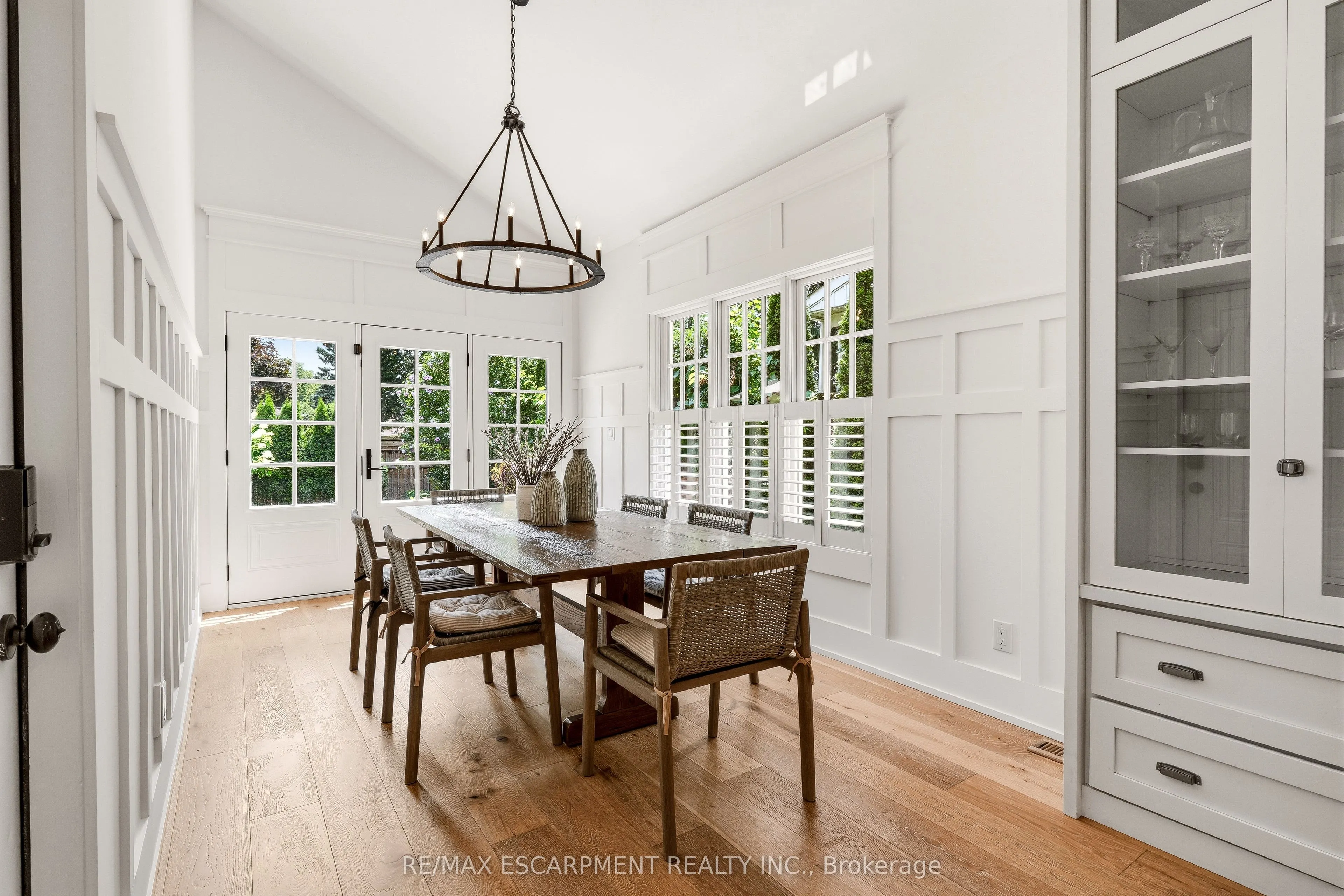 330 Camelot Court