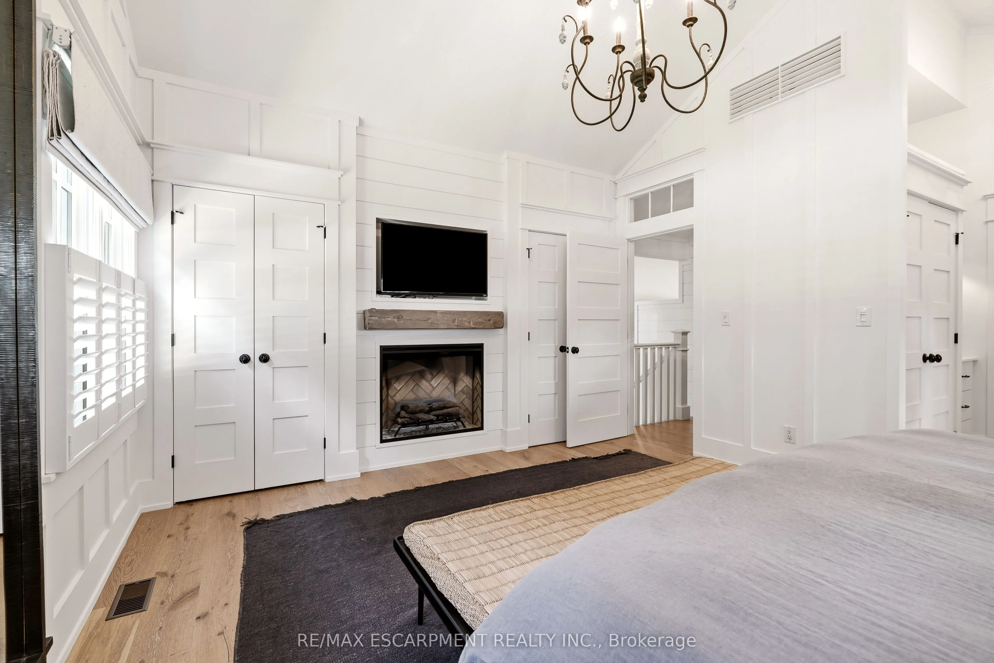 330 Camelot Court