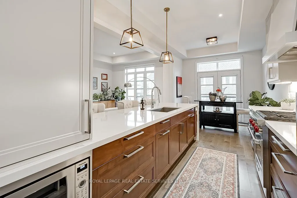 210 DORVAL Drive