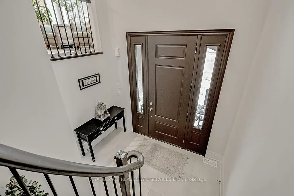 210 DORVAL Drive