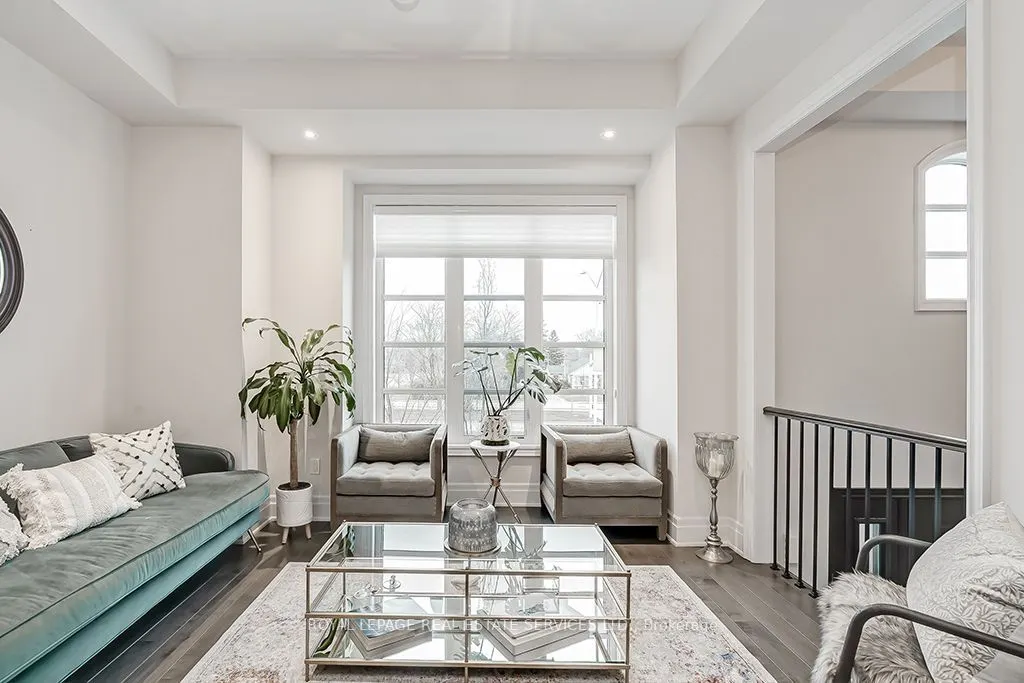 210 DORVAL Drive