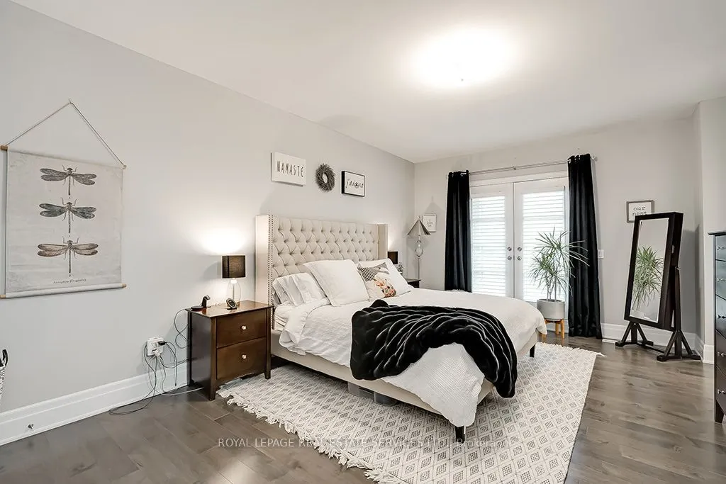 210 DORVAL Drive