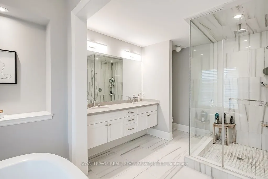 210 DORVAL Drive