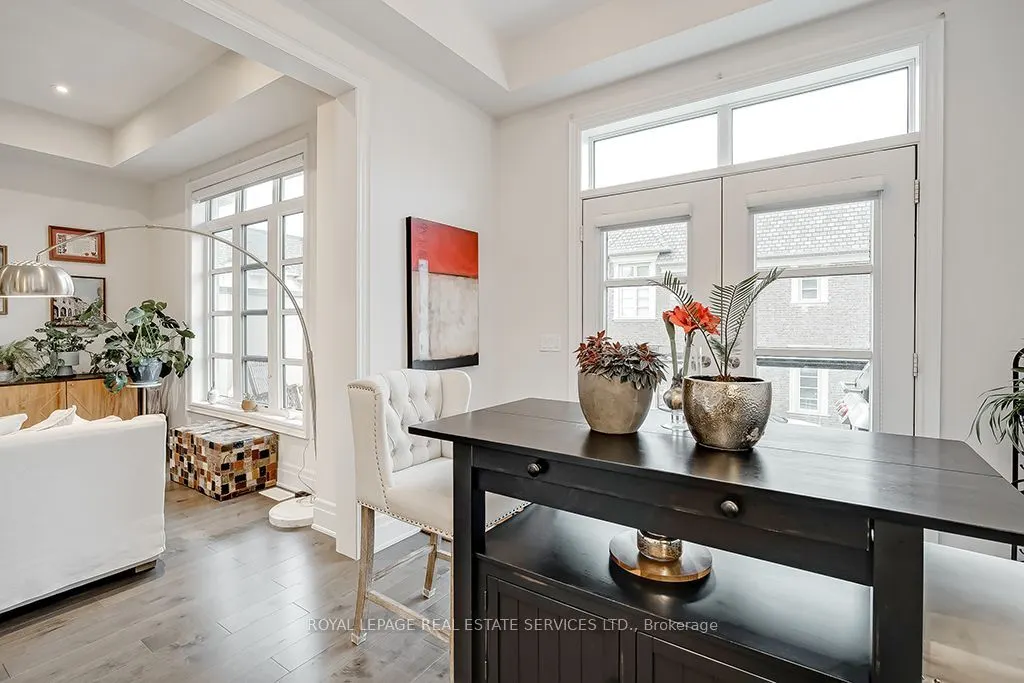 210 DORVAL Drive