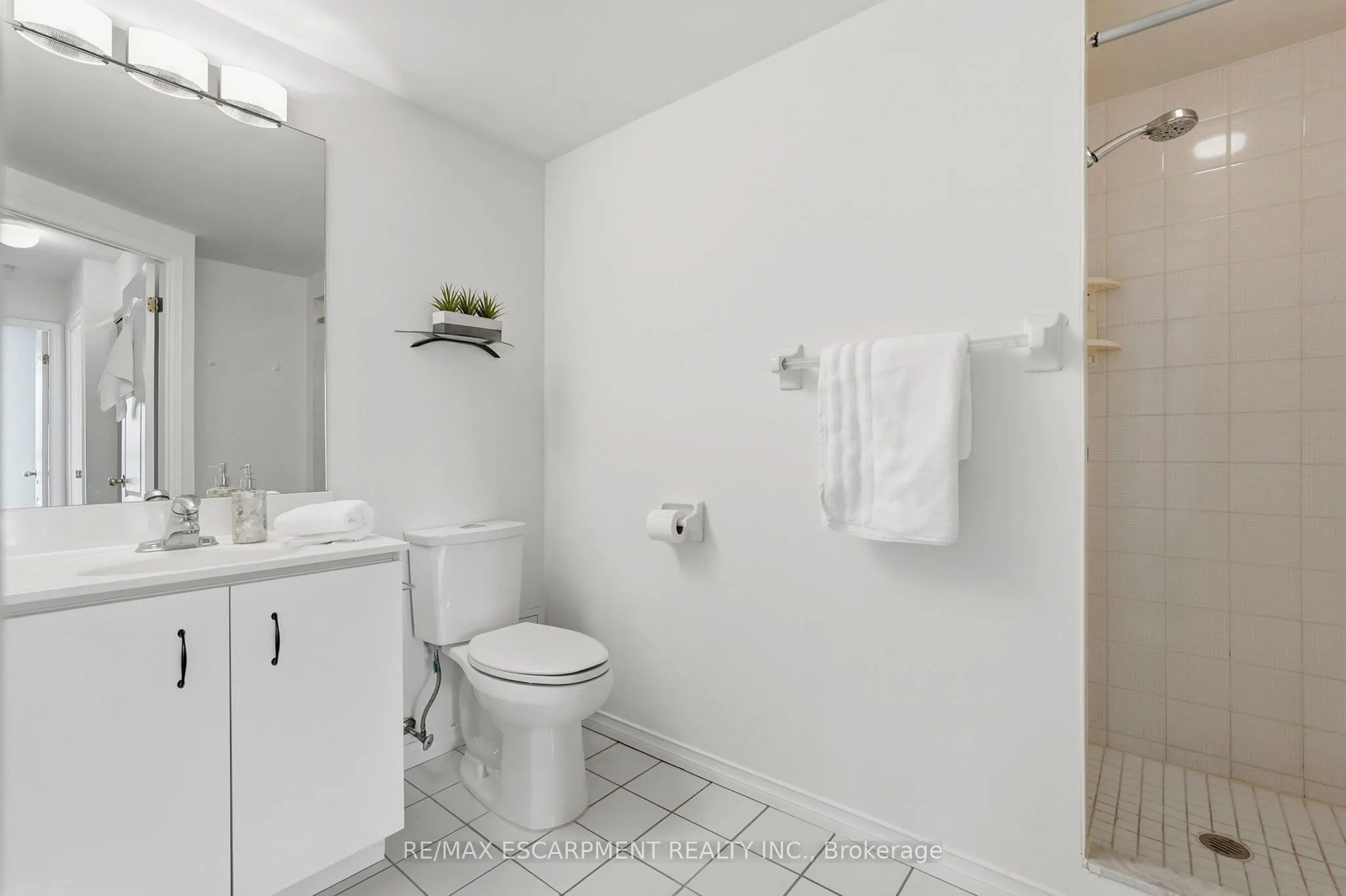100 Millside Drive #403