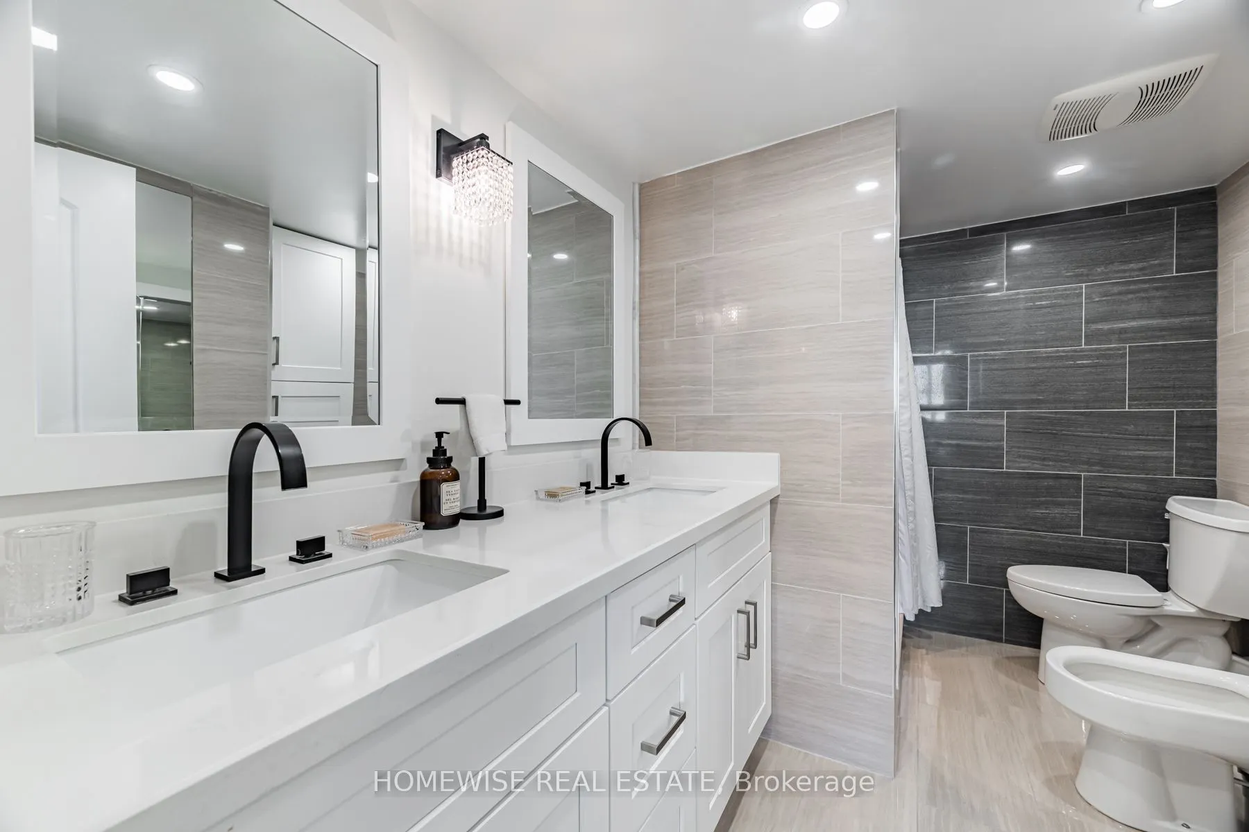 2045 Lake Shore Boulevard W #1407