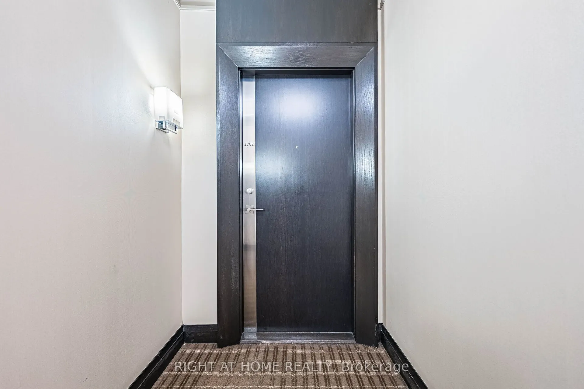 15 Viking Lane #2702