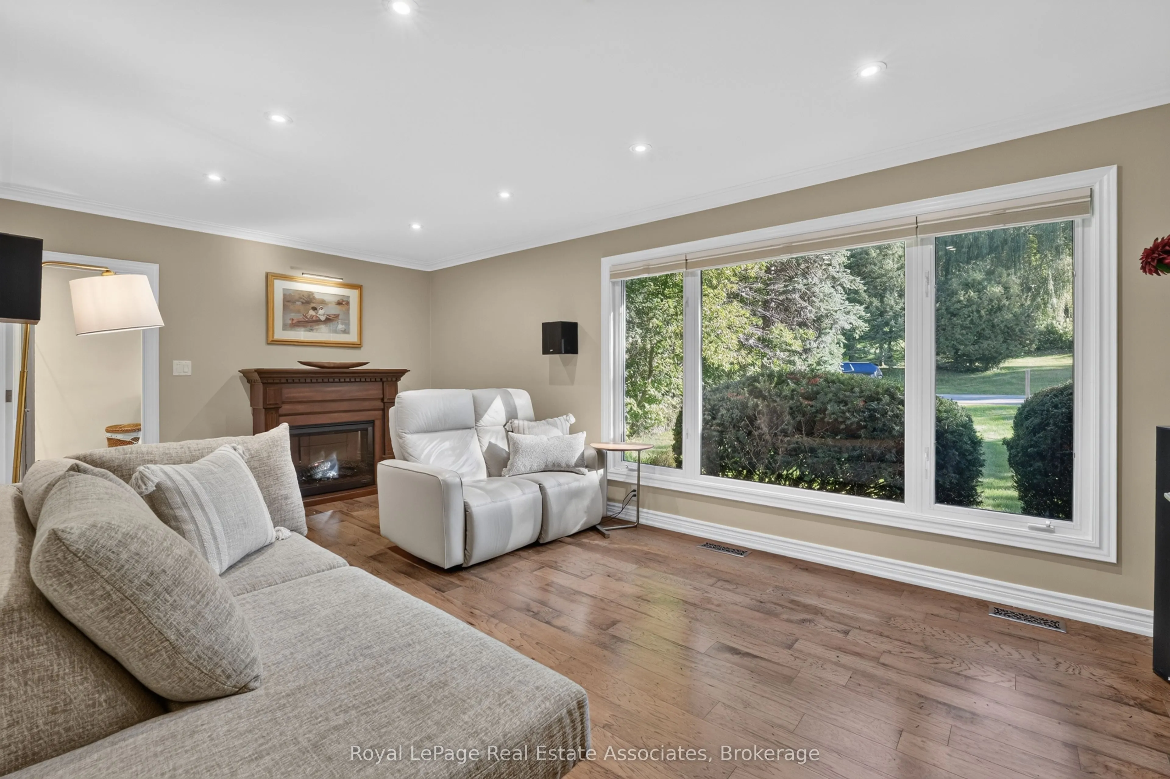 13086 Winston Churchill Boulevard