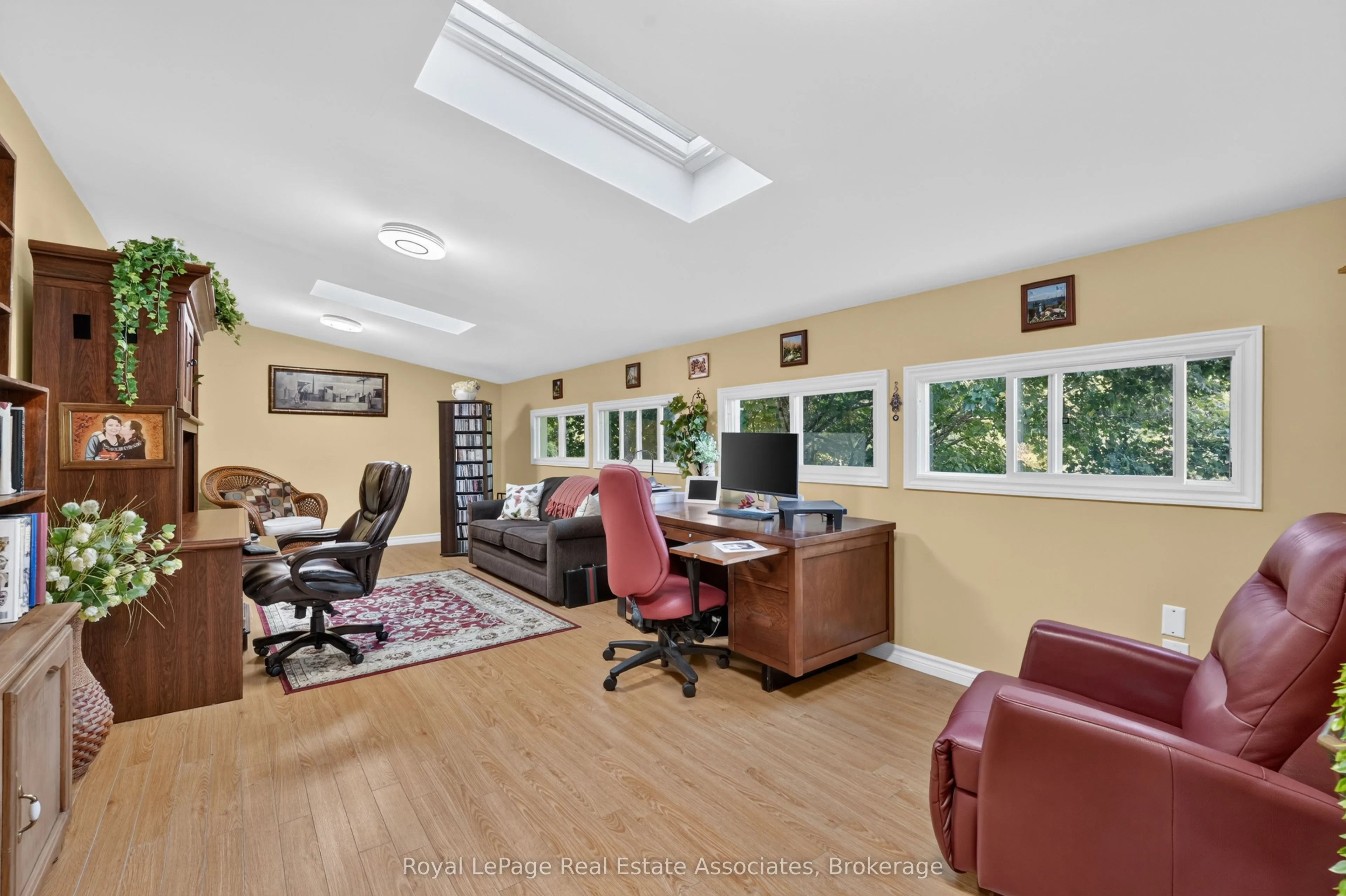 13086 Winston Churchill Boulevard