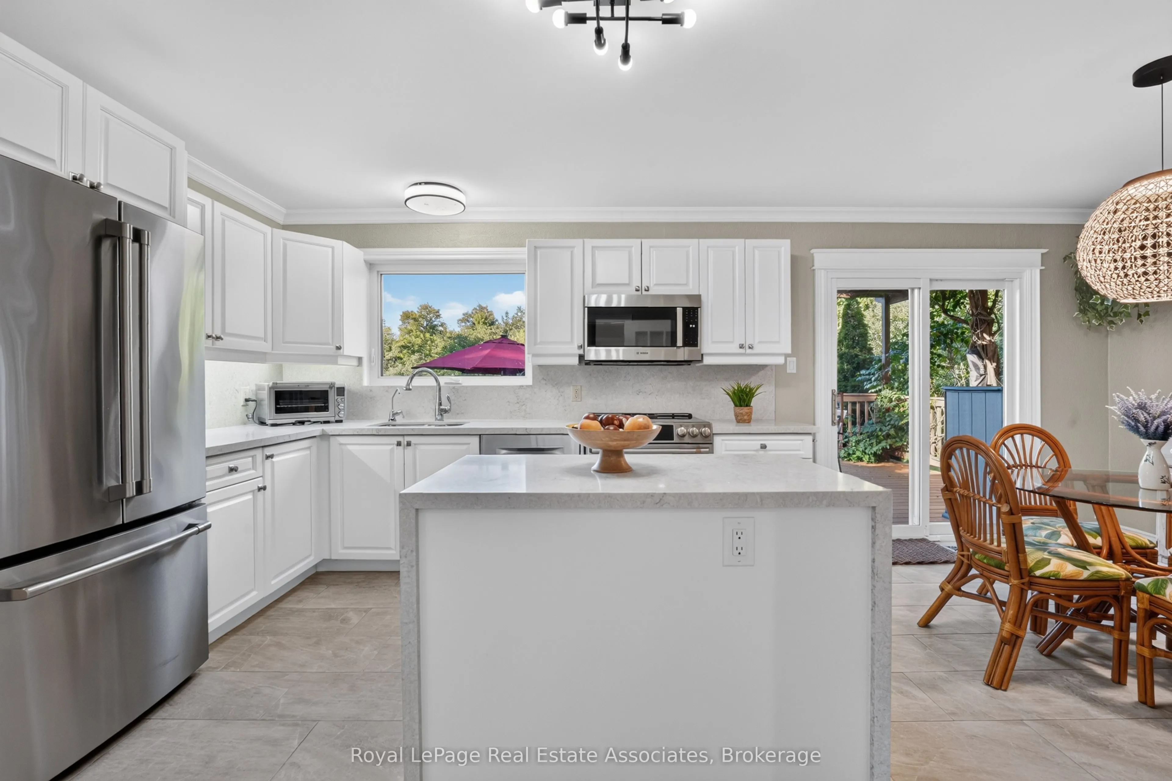 13086 Winston Churchill Boulevard