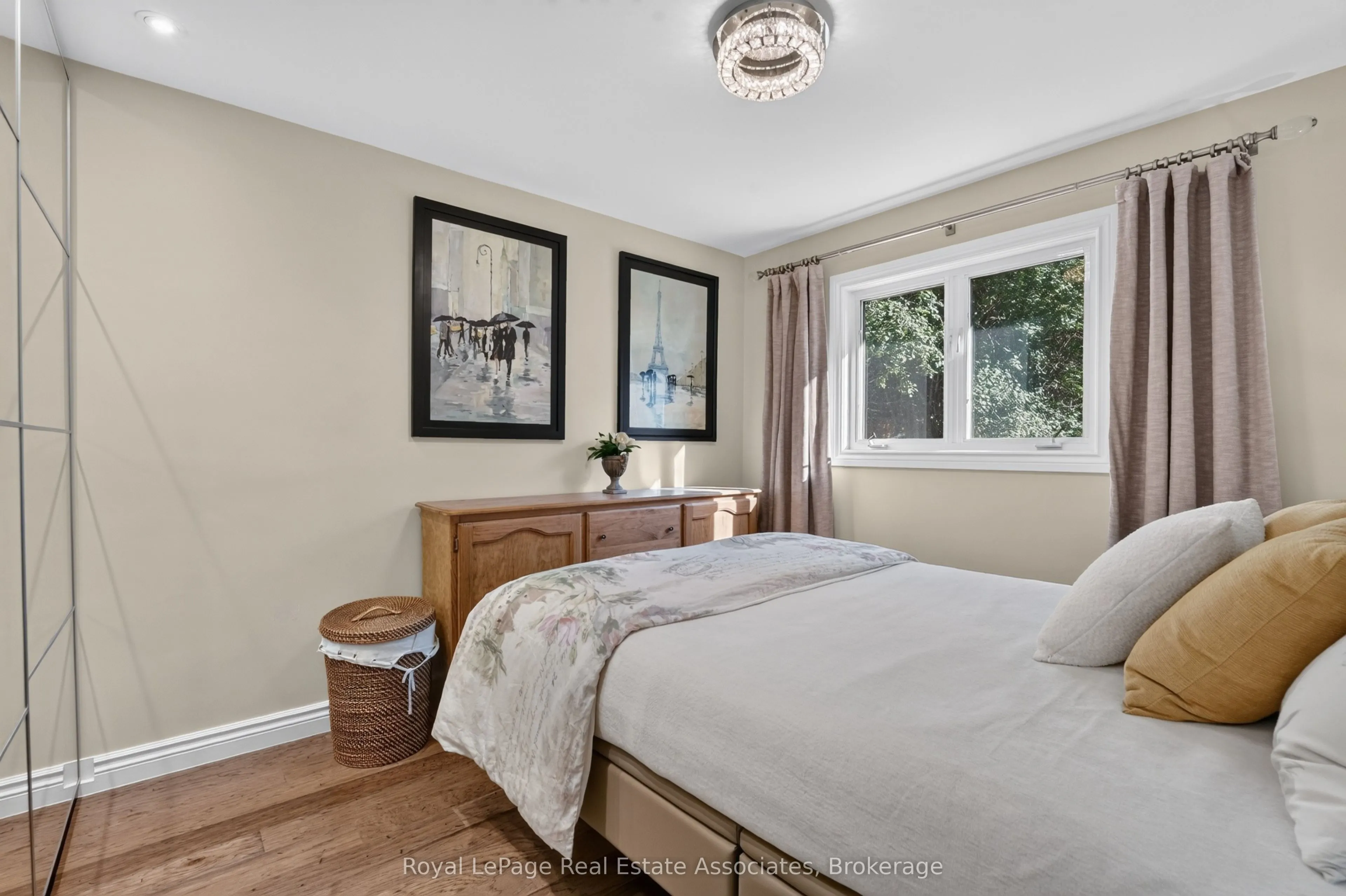 13086 Winston Churchill Boulevard