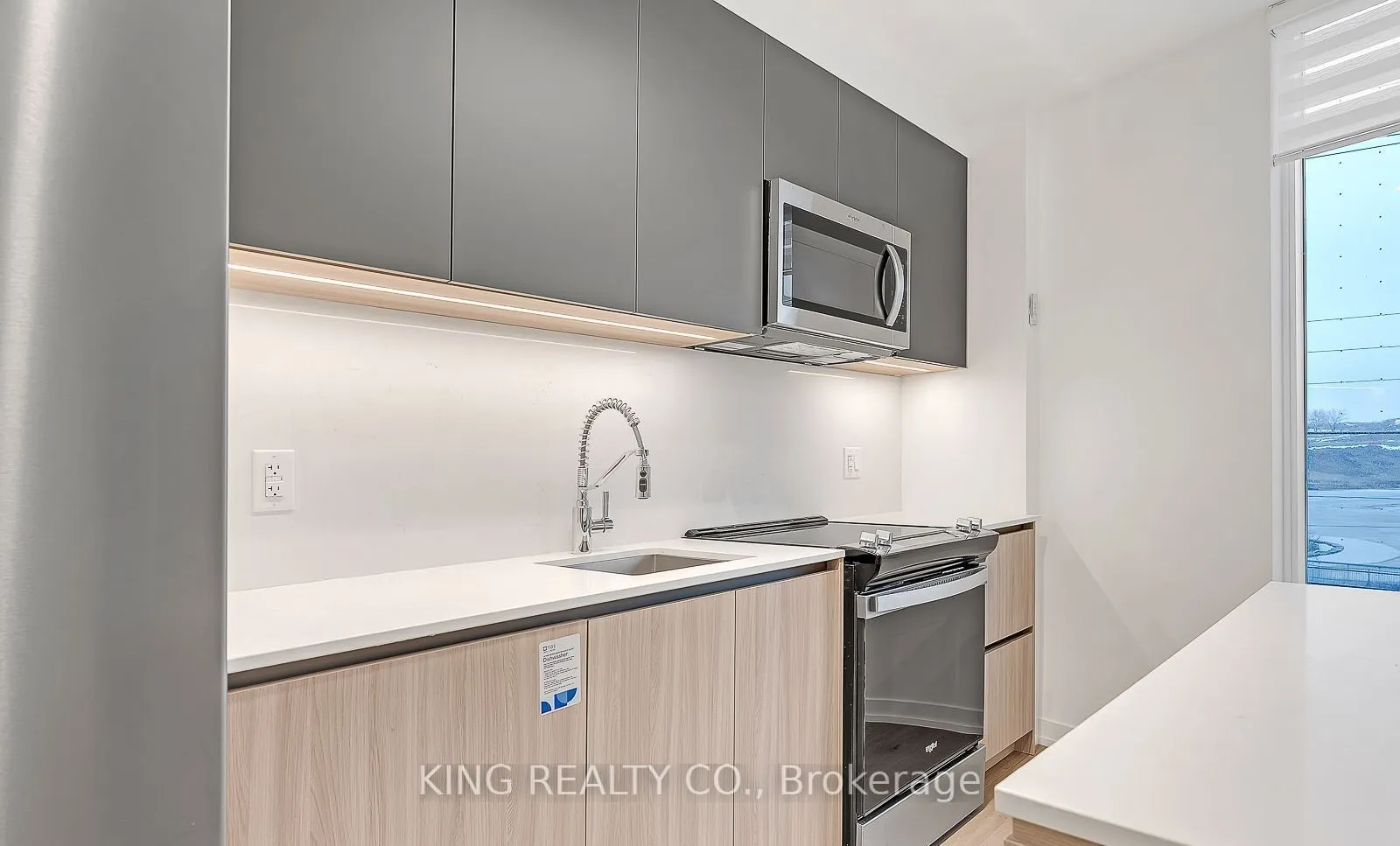 3100 Keele Street #327