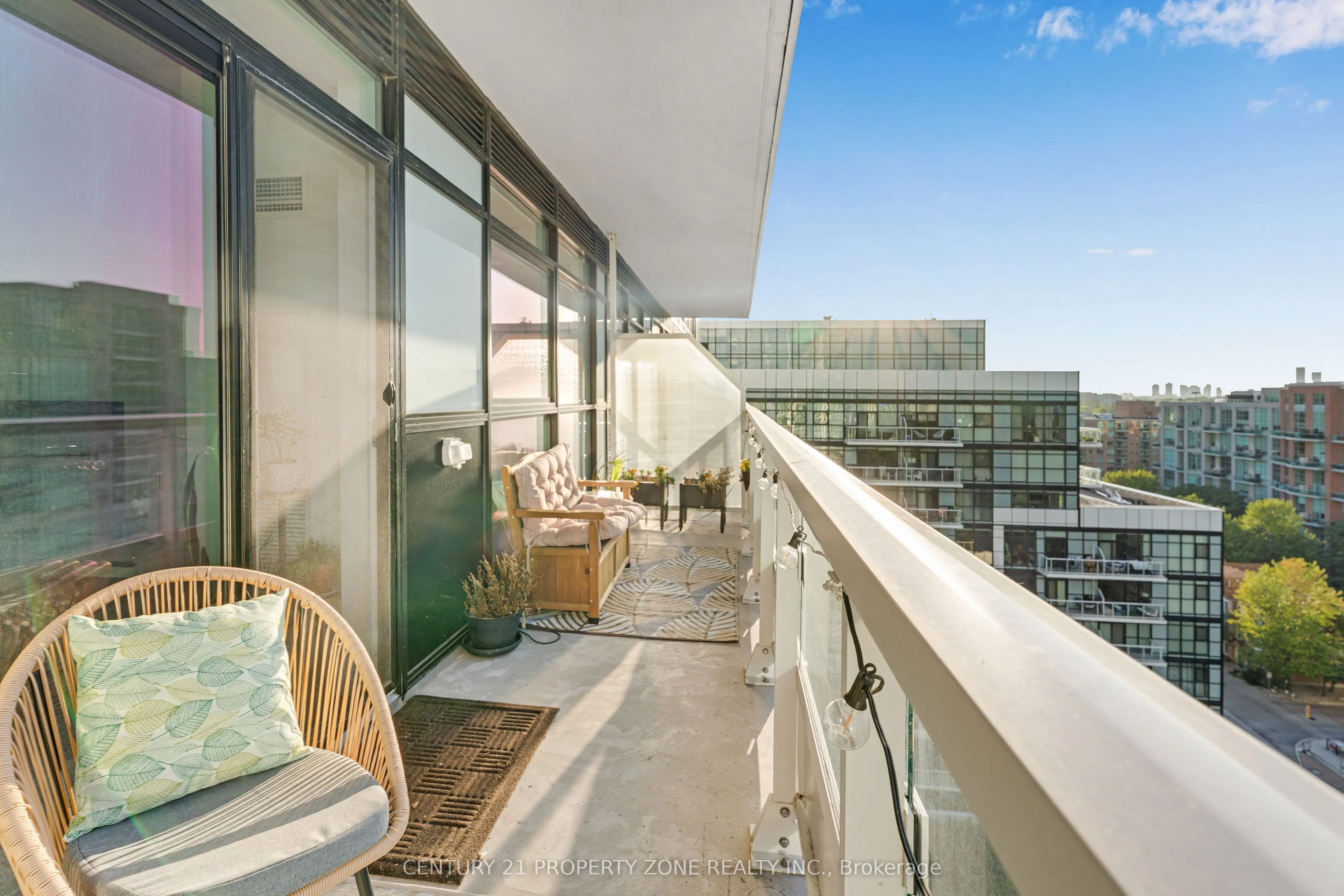 251 MANITOBA Street #1201