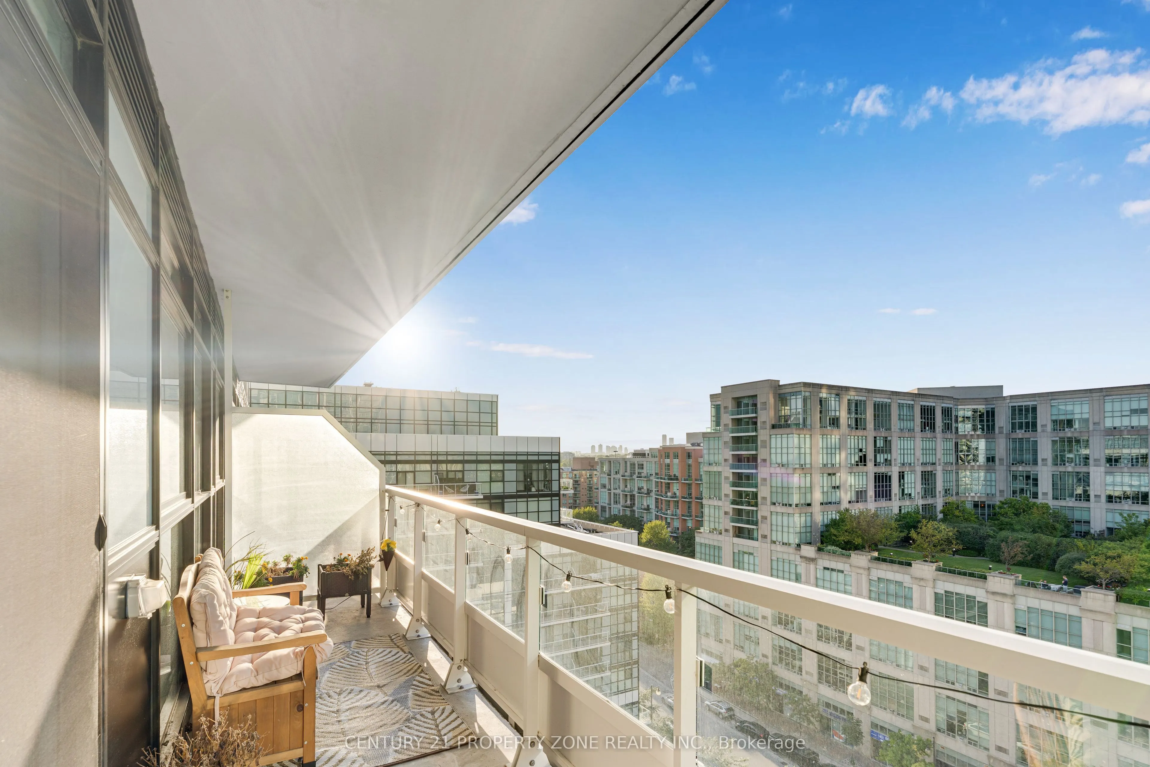251 MANITOBA Street #1201