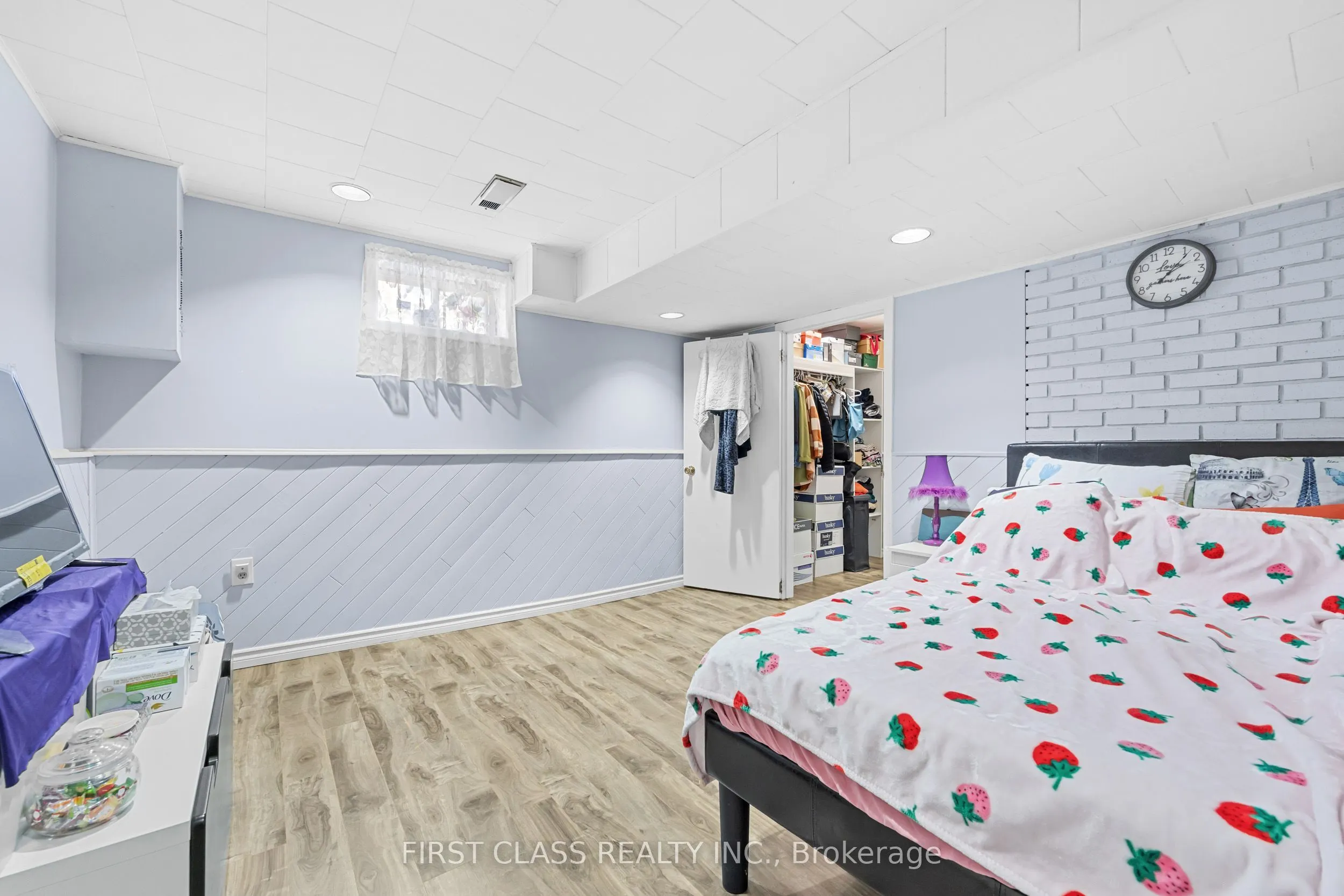 4213 Beacon Lane