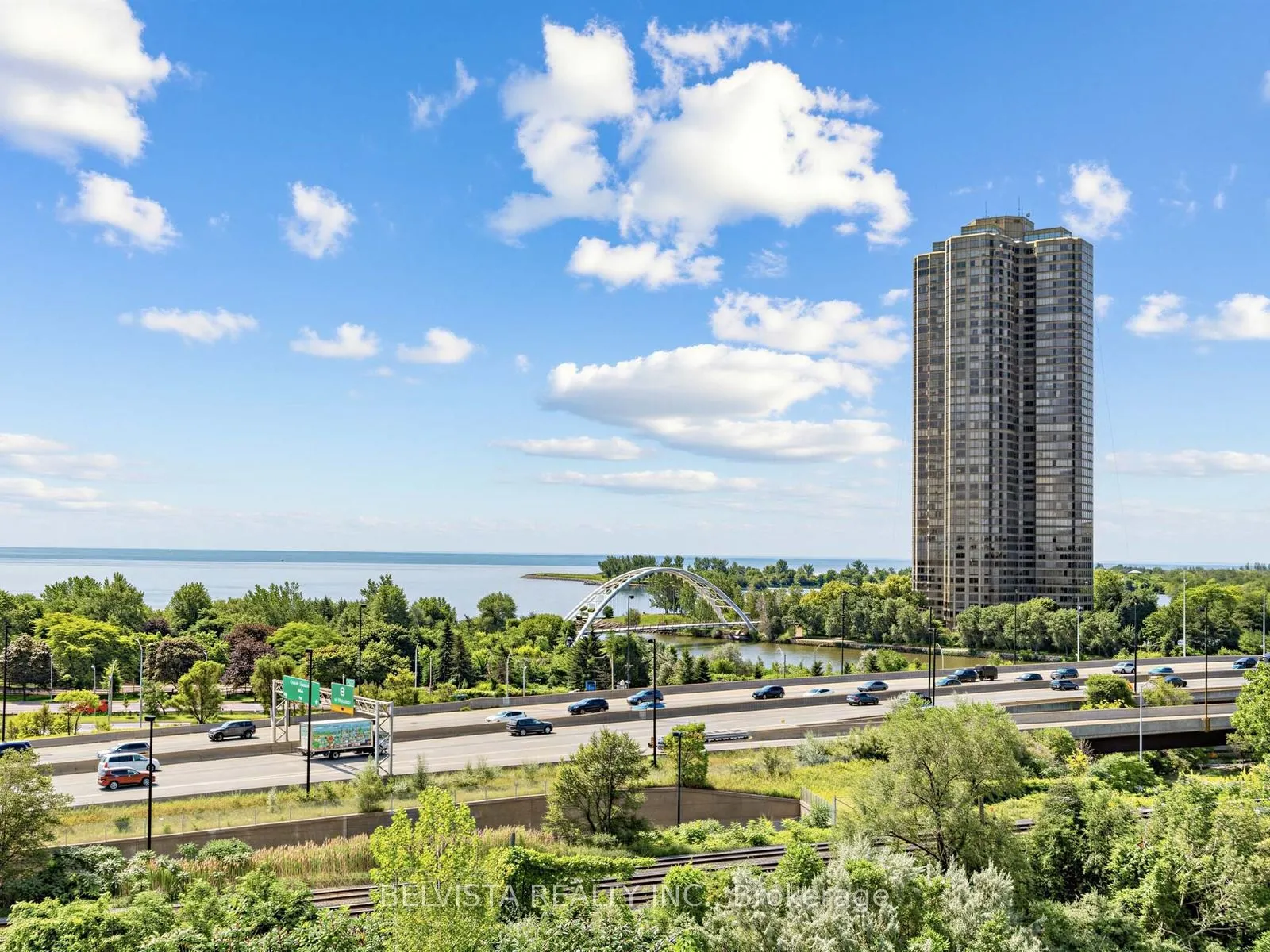 105 The Queensway Avenue #805