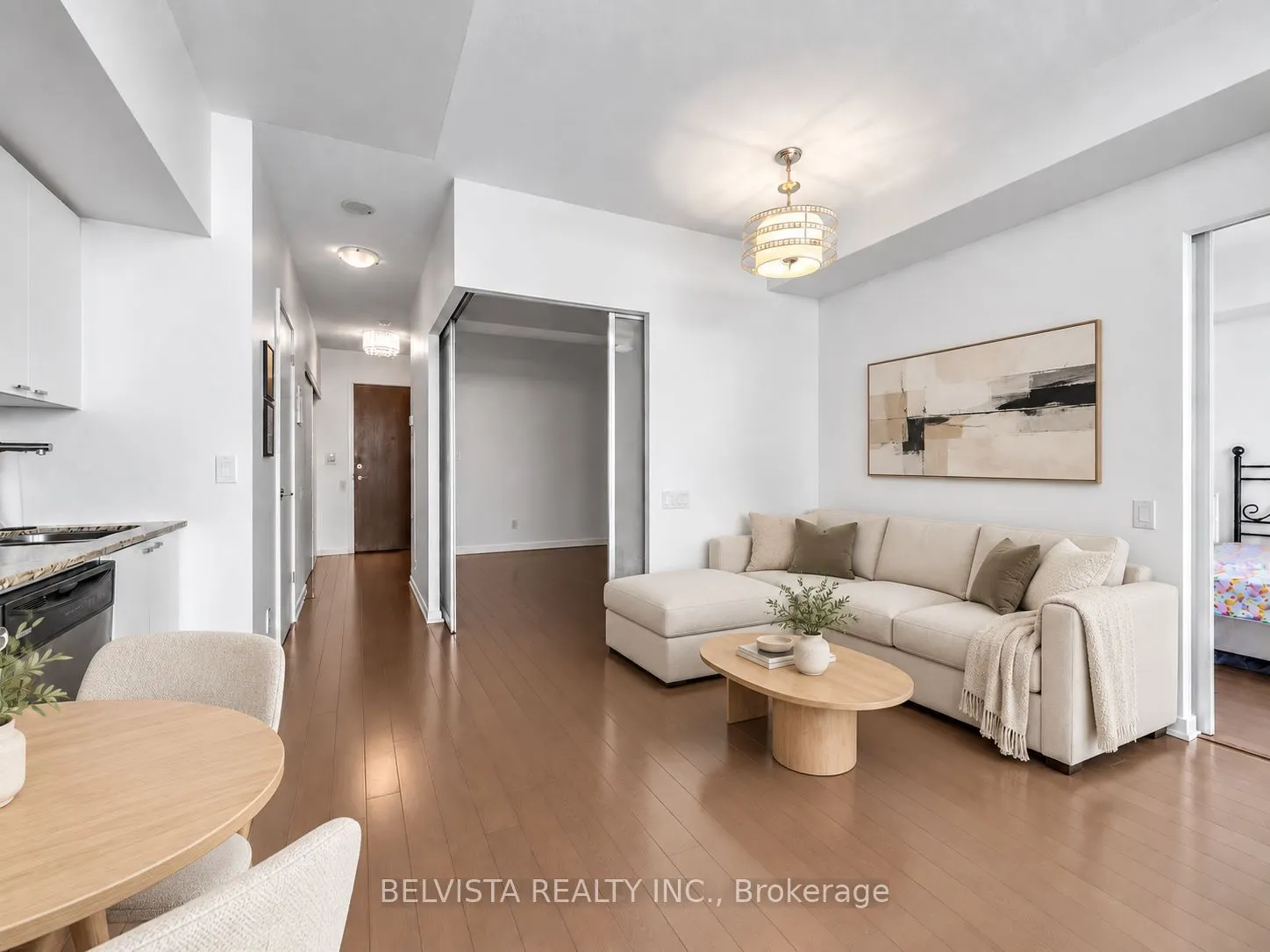 105 The Queensway Avenue #805