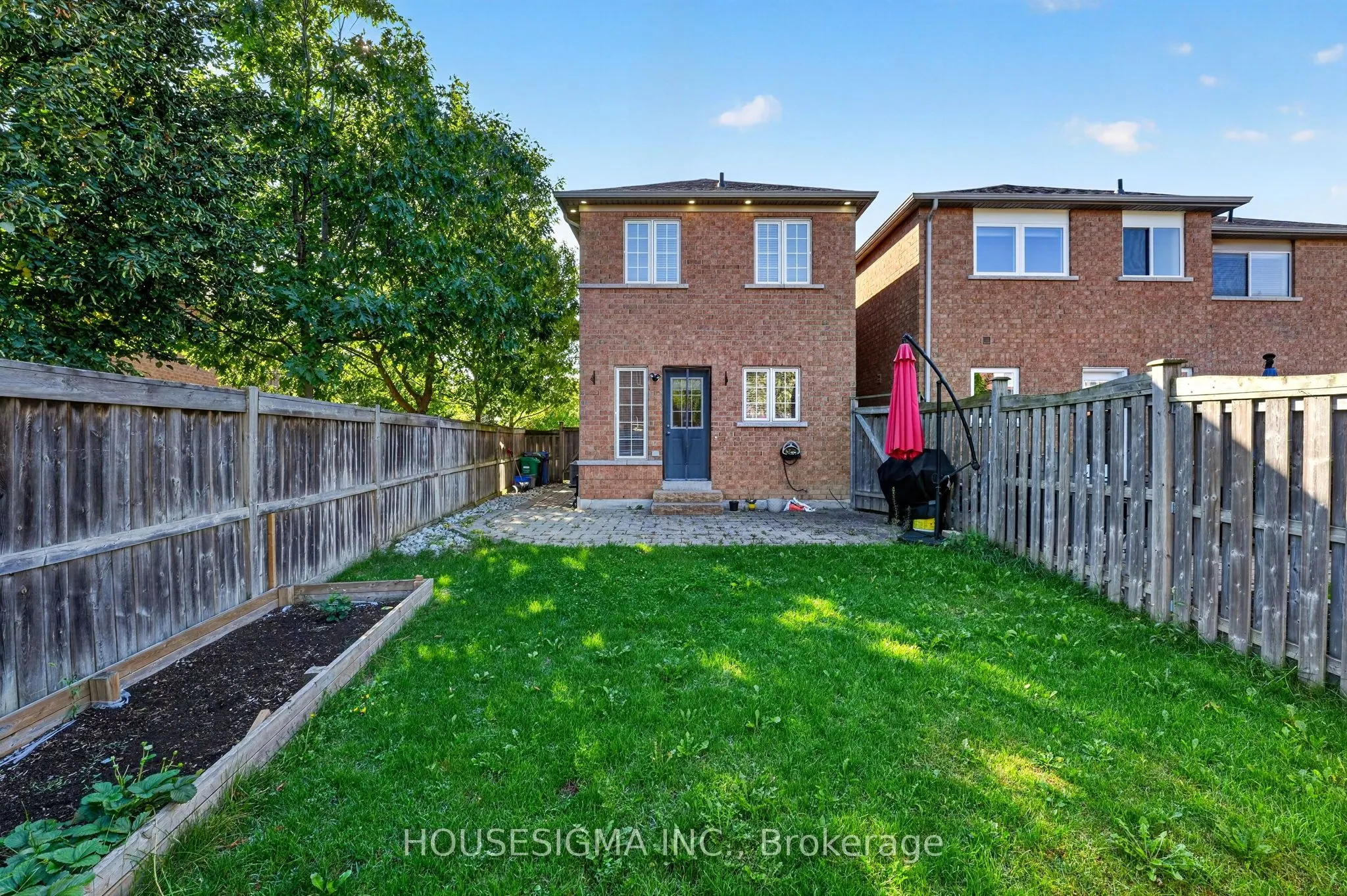 5261 Palmetto Place