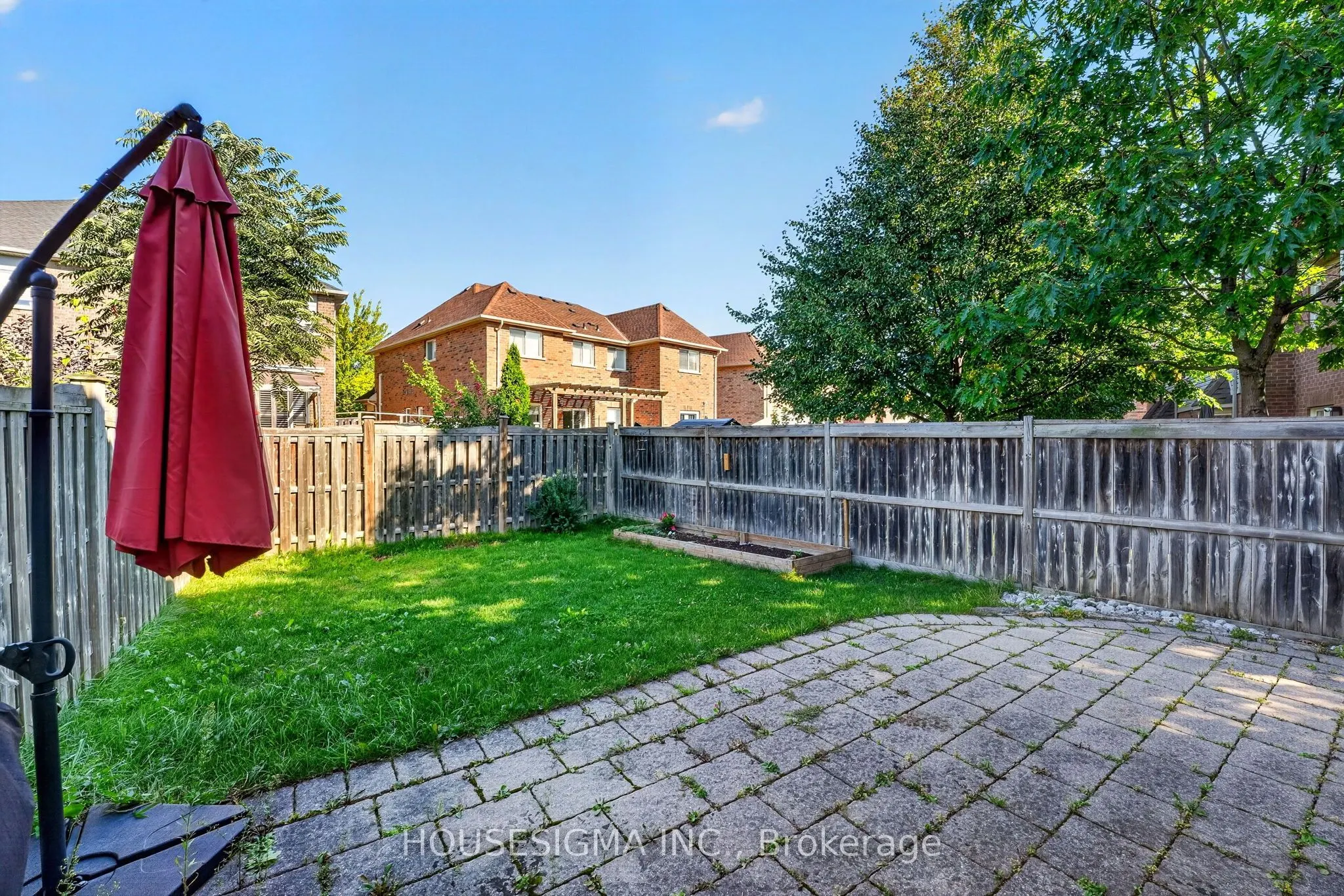 5261 Palmetto Place