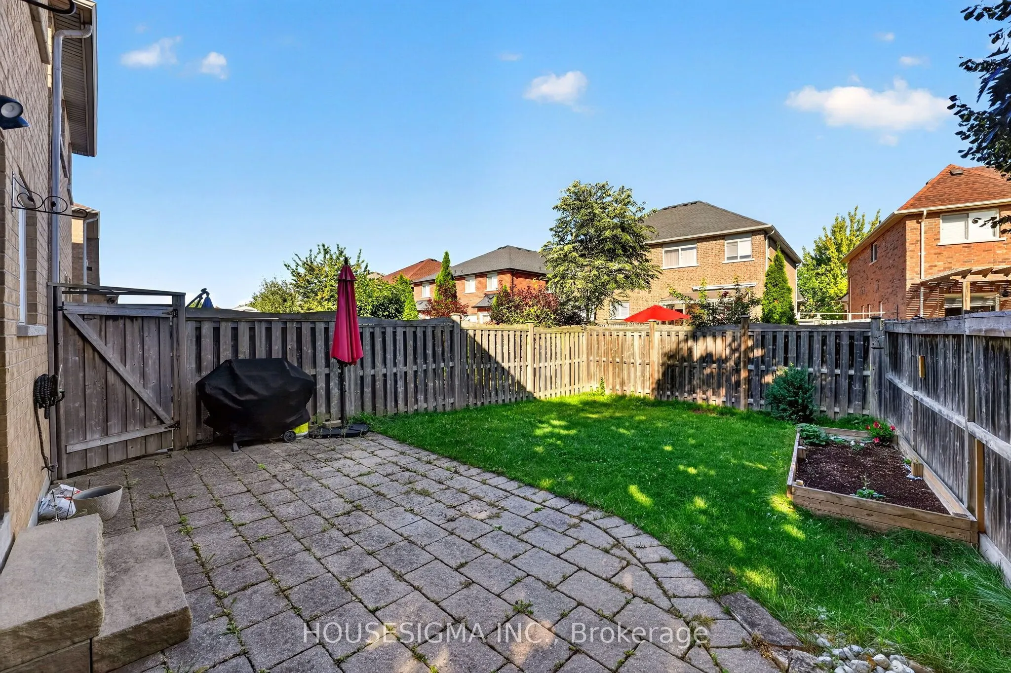 5261 Palmetto Place