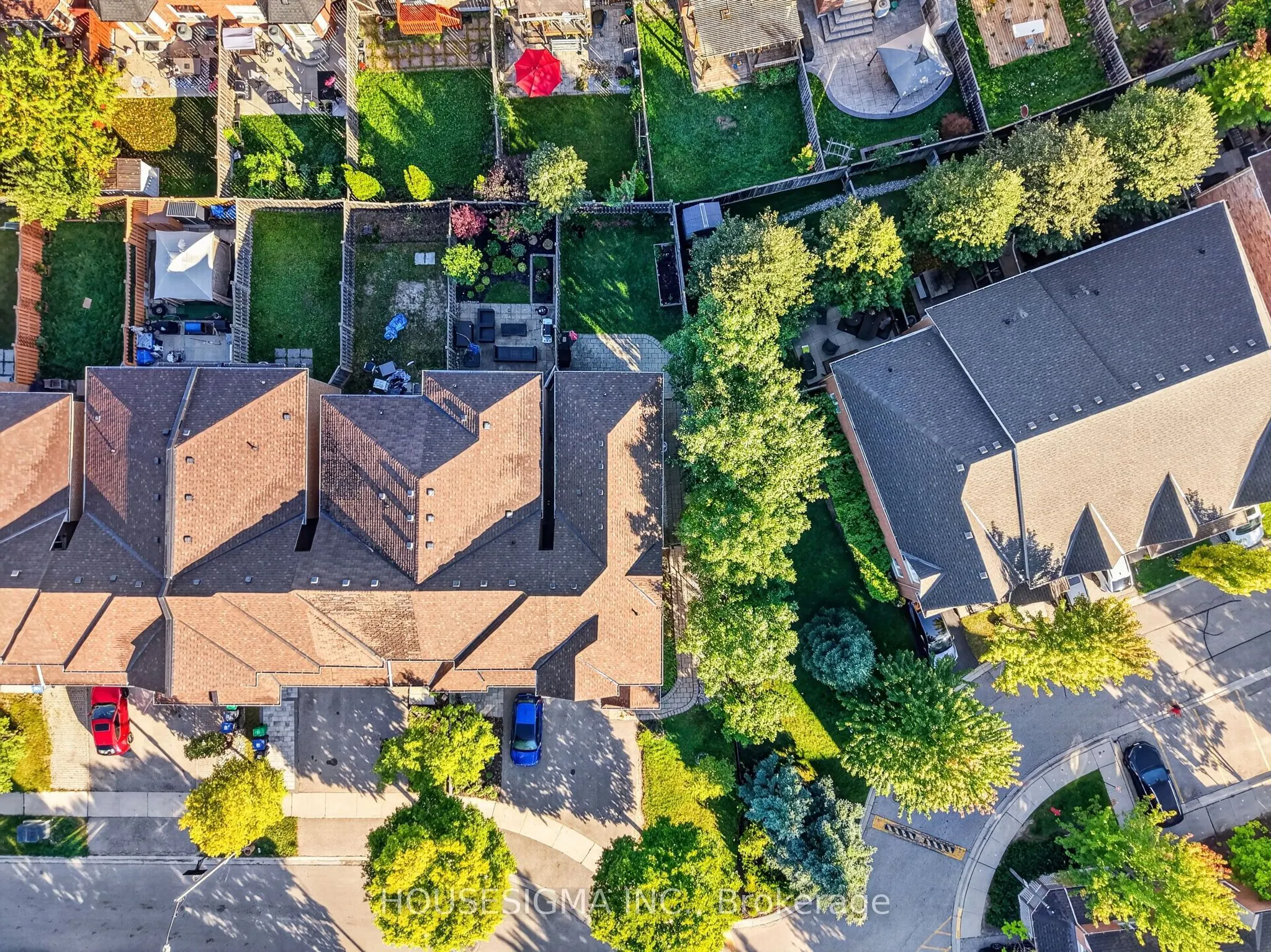 5261 Palmetto Place