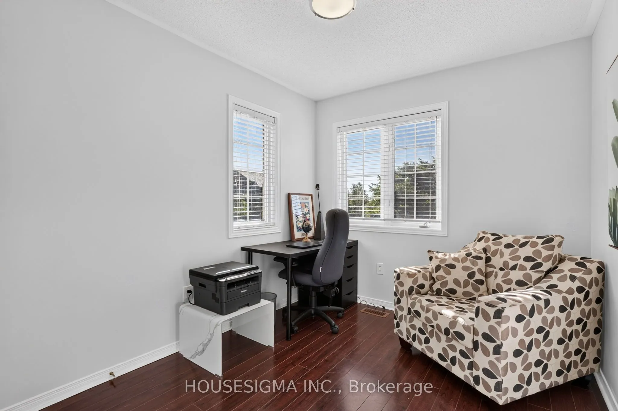 5261 Palmetto Place