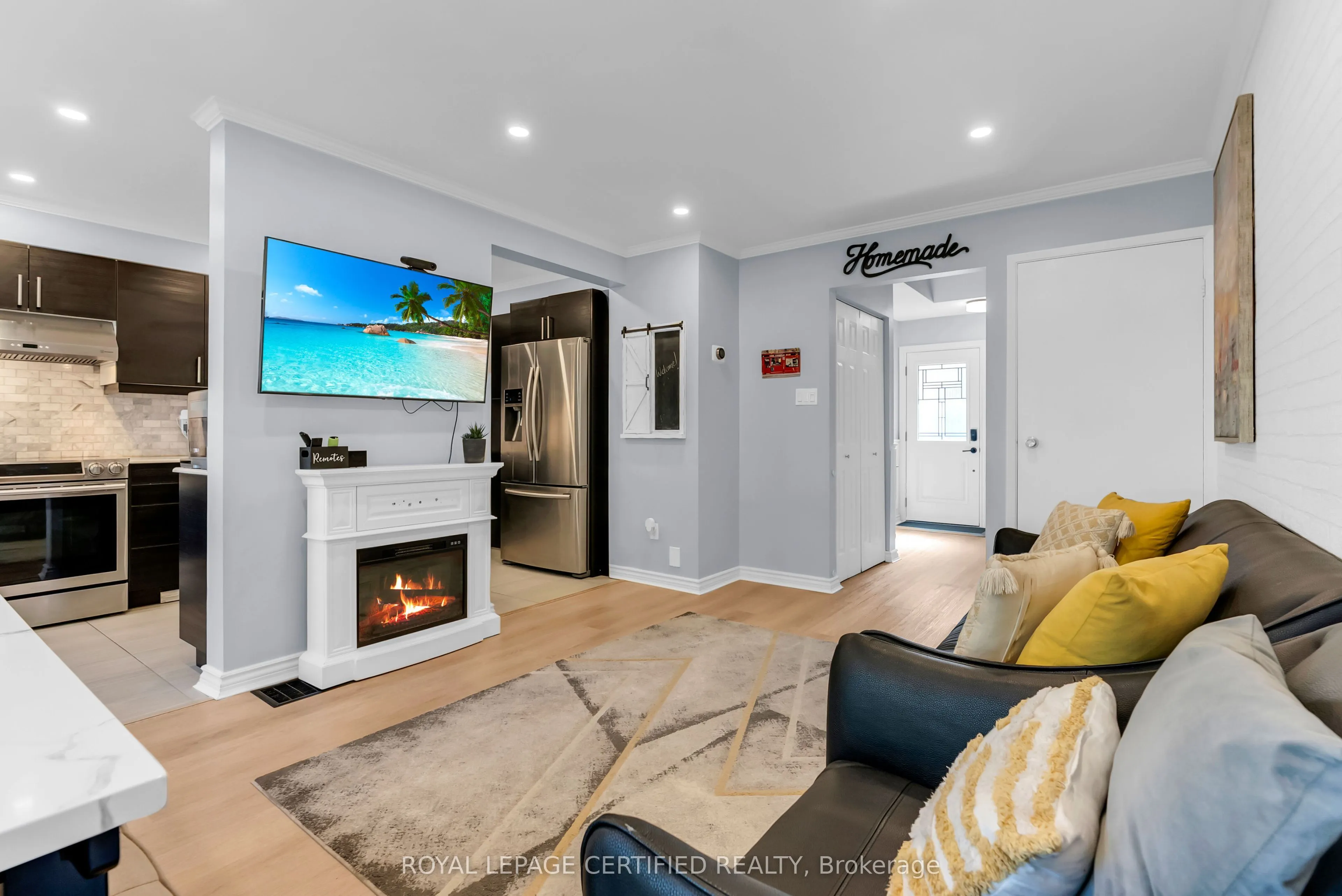 1532 Lancaster Drive #38