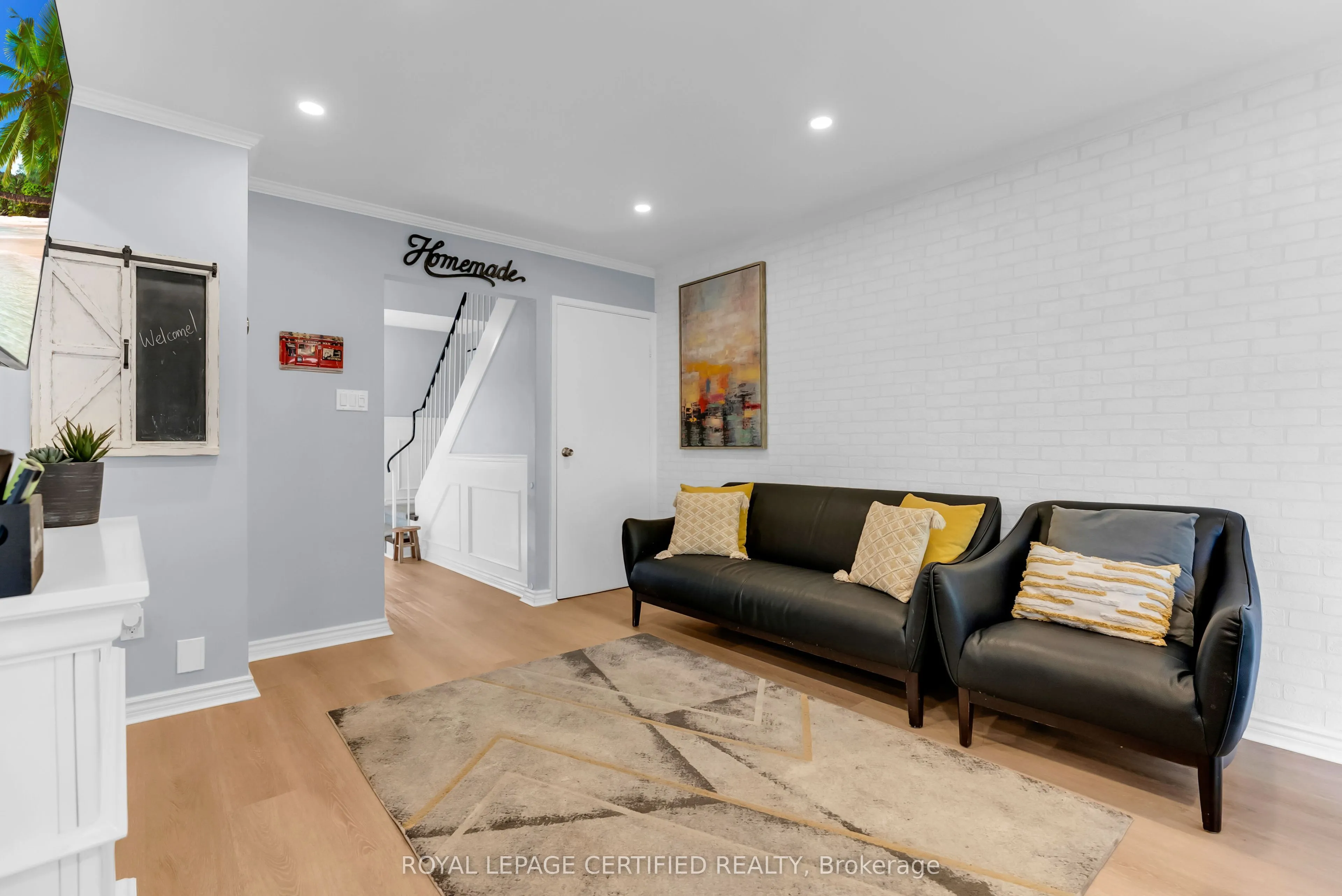 1532 Lancaster Drive #38