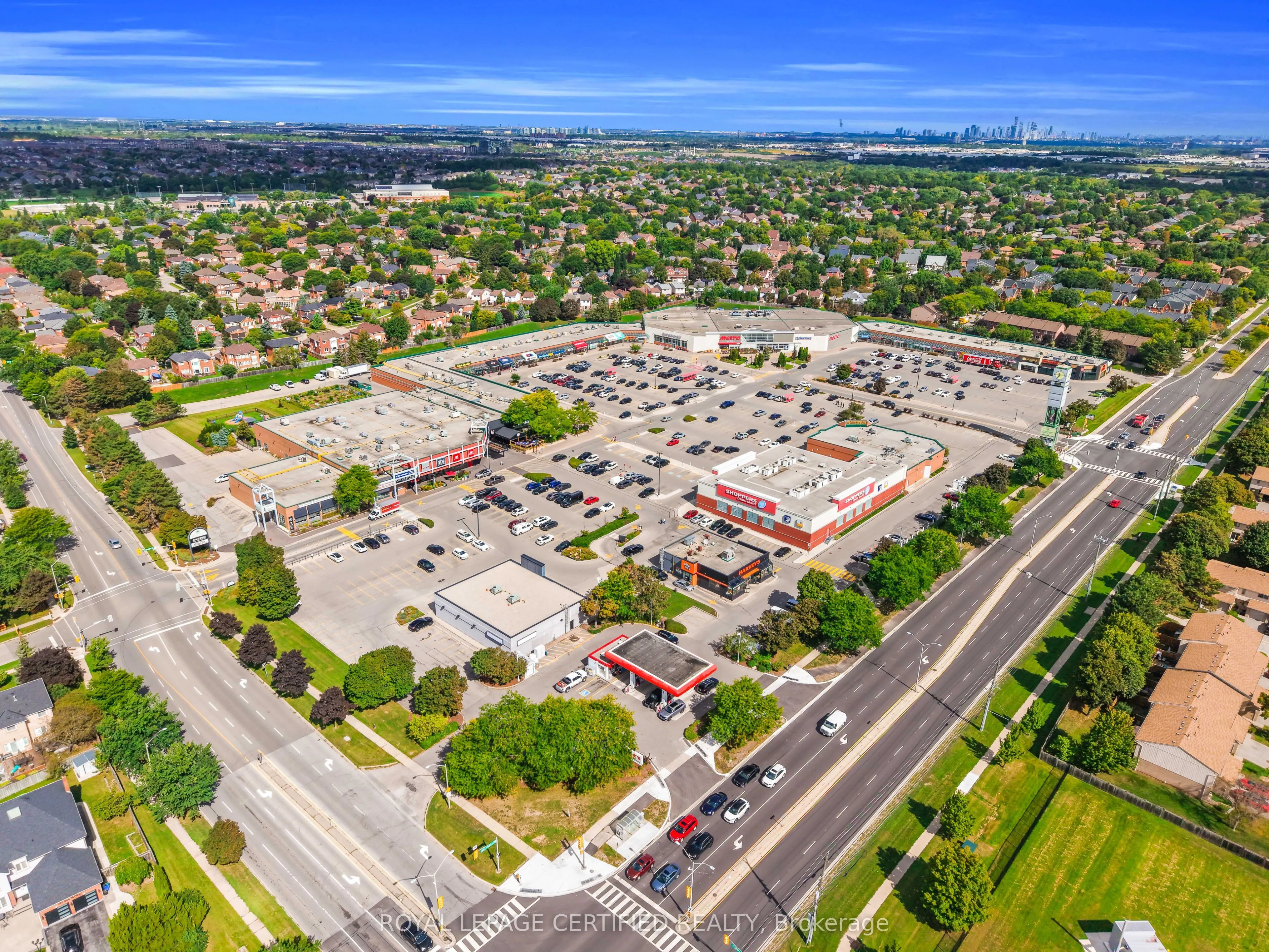 1532 Lancaster Drive #38
