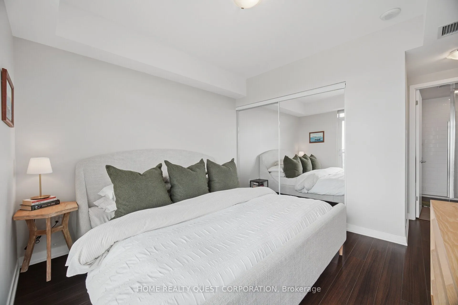2560 Eglinton Avenue W #2205