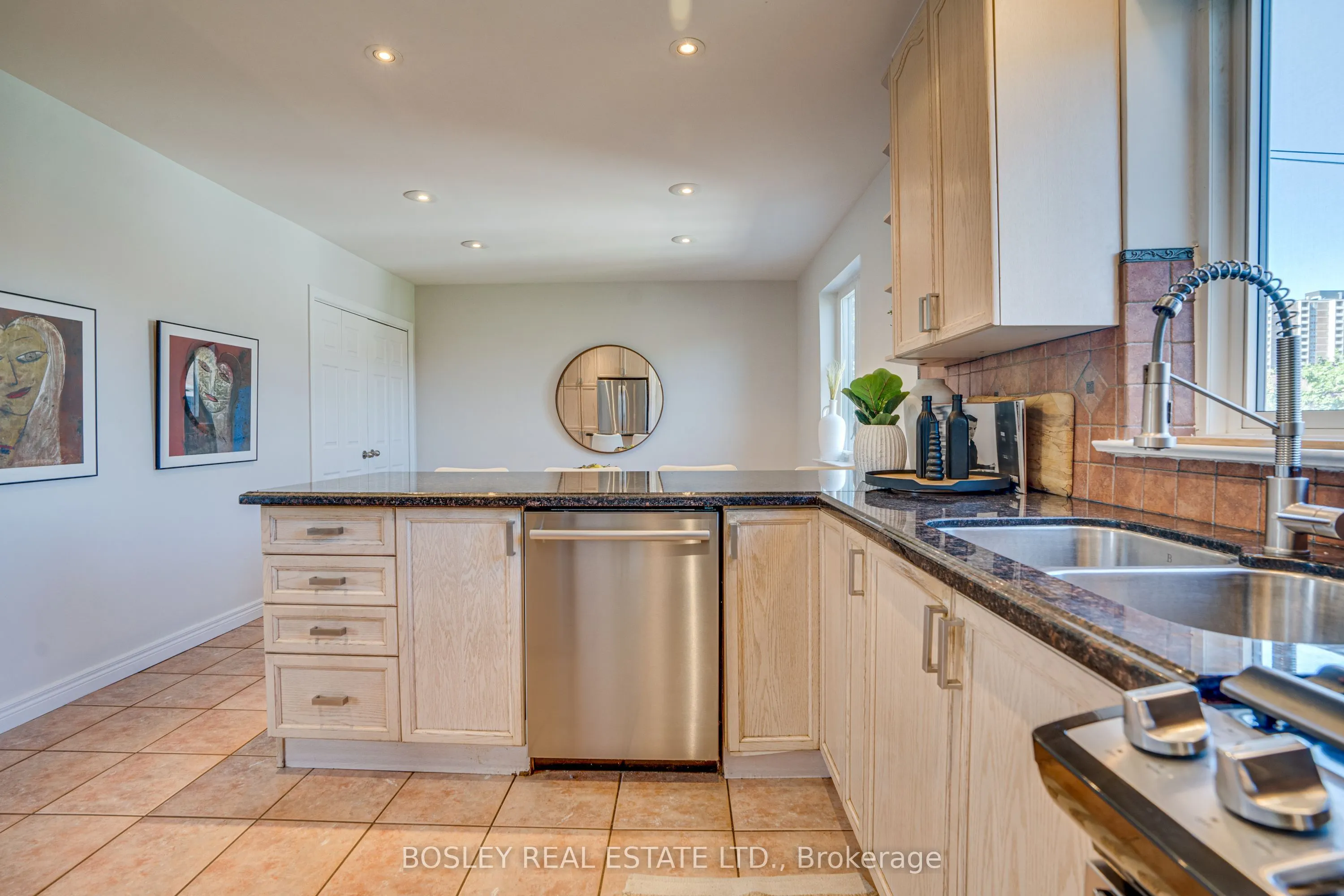74 Raven Road