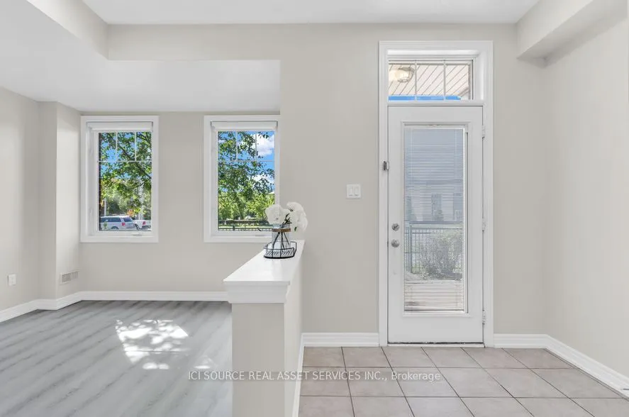 3215 Thomas Street #4