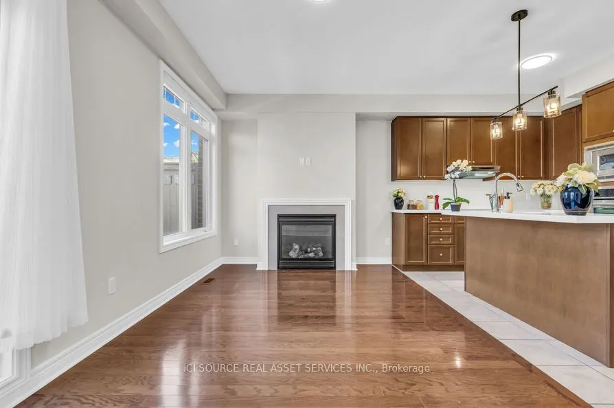 3215 Thomas Street #4