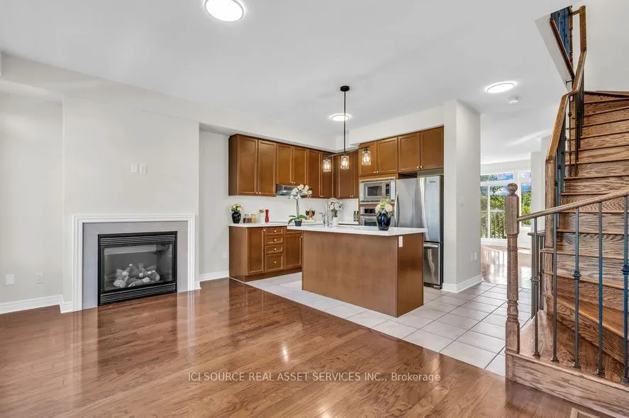 3215 Thomas Street #4