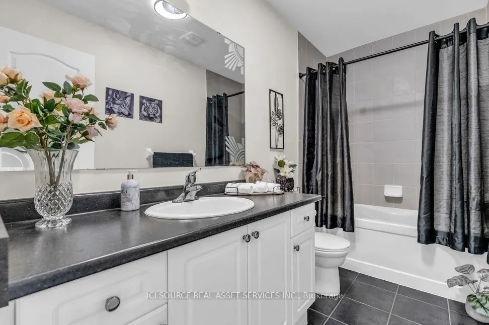 3215 Thomas Street #4