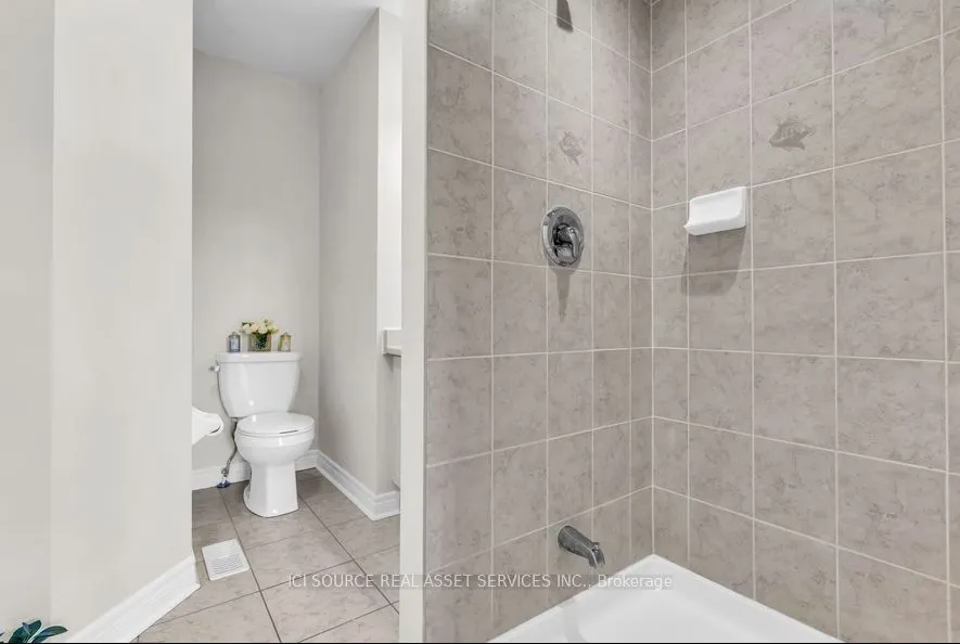 3215 Thomas Street #4