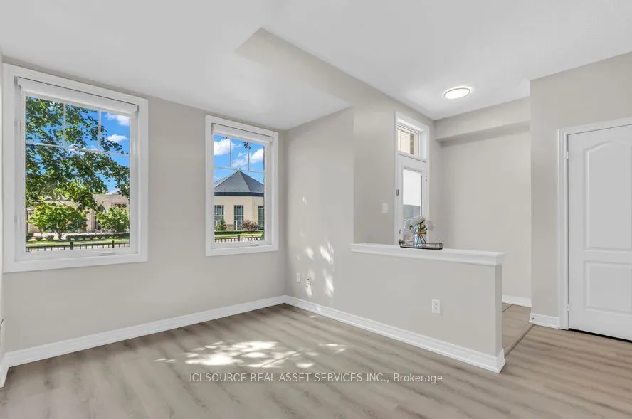 3215 Thomas Street #4