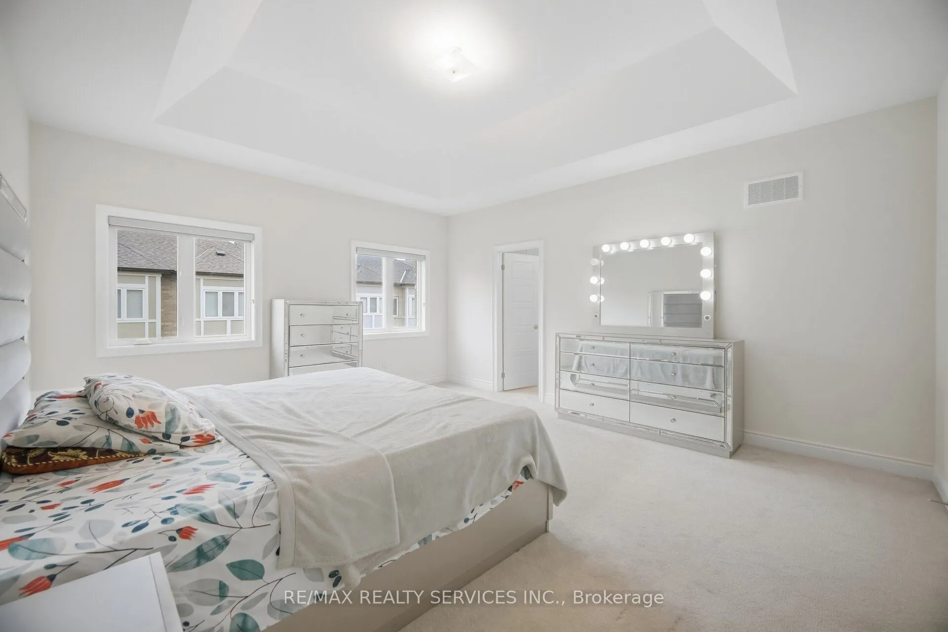 70 Royal Fern Crescent