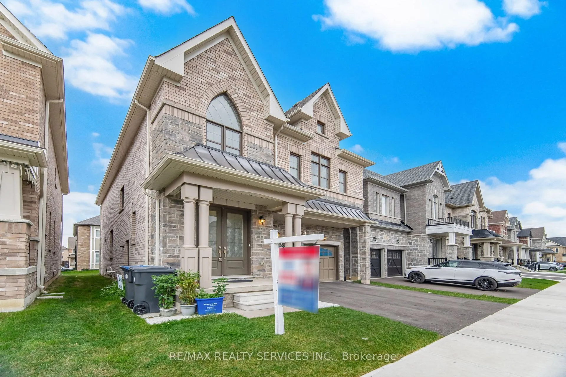 70 Royal Fern Crescent
