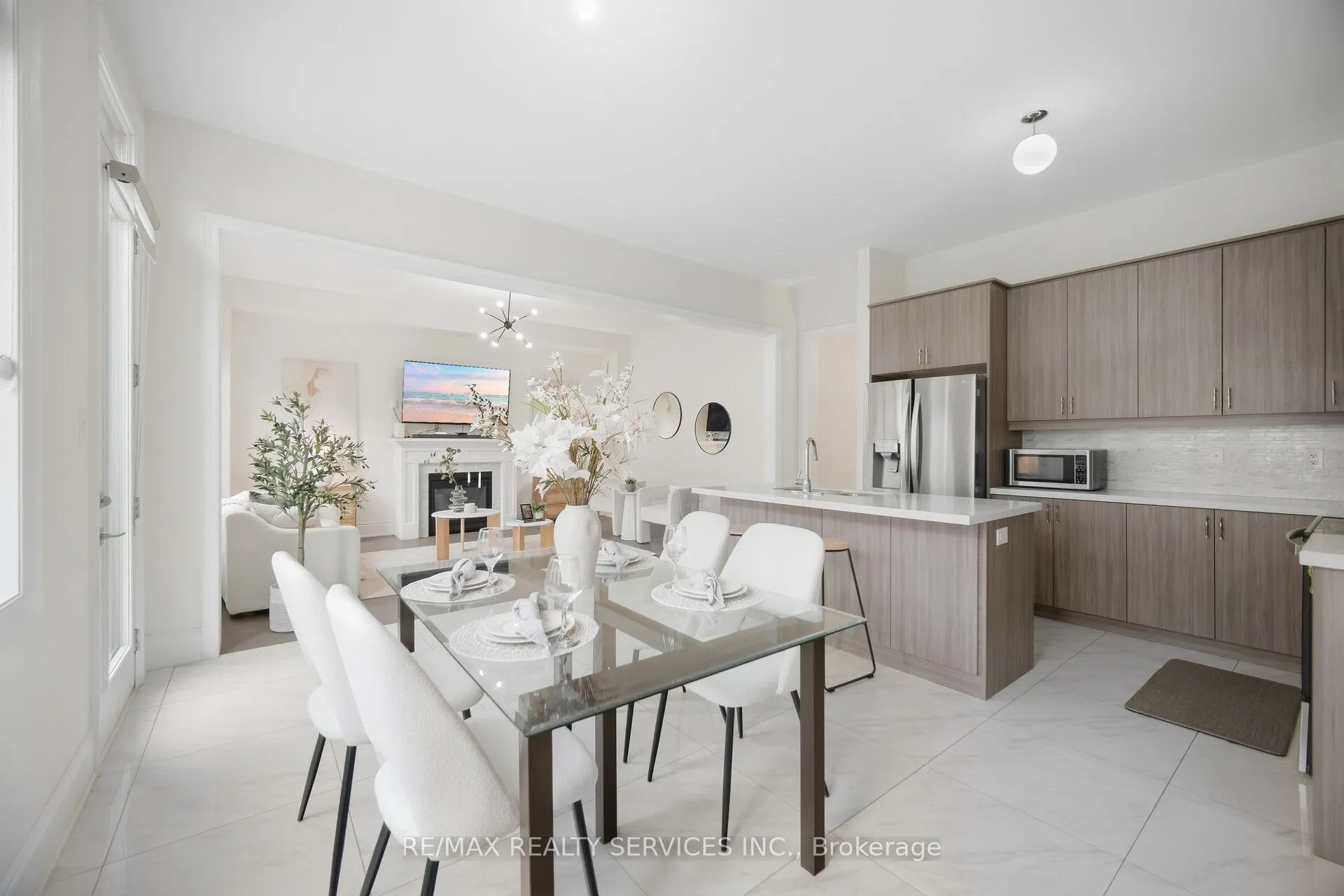 70 Royal Fern Crescent