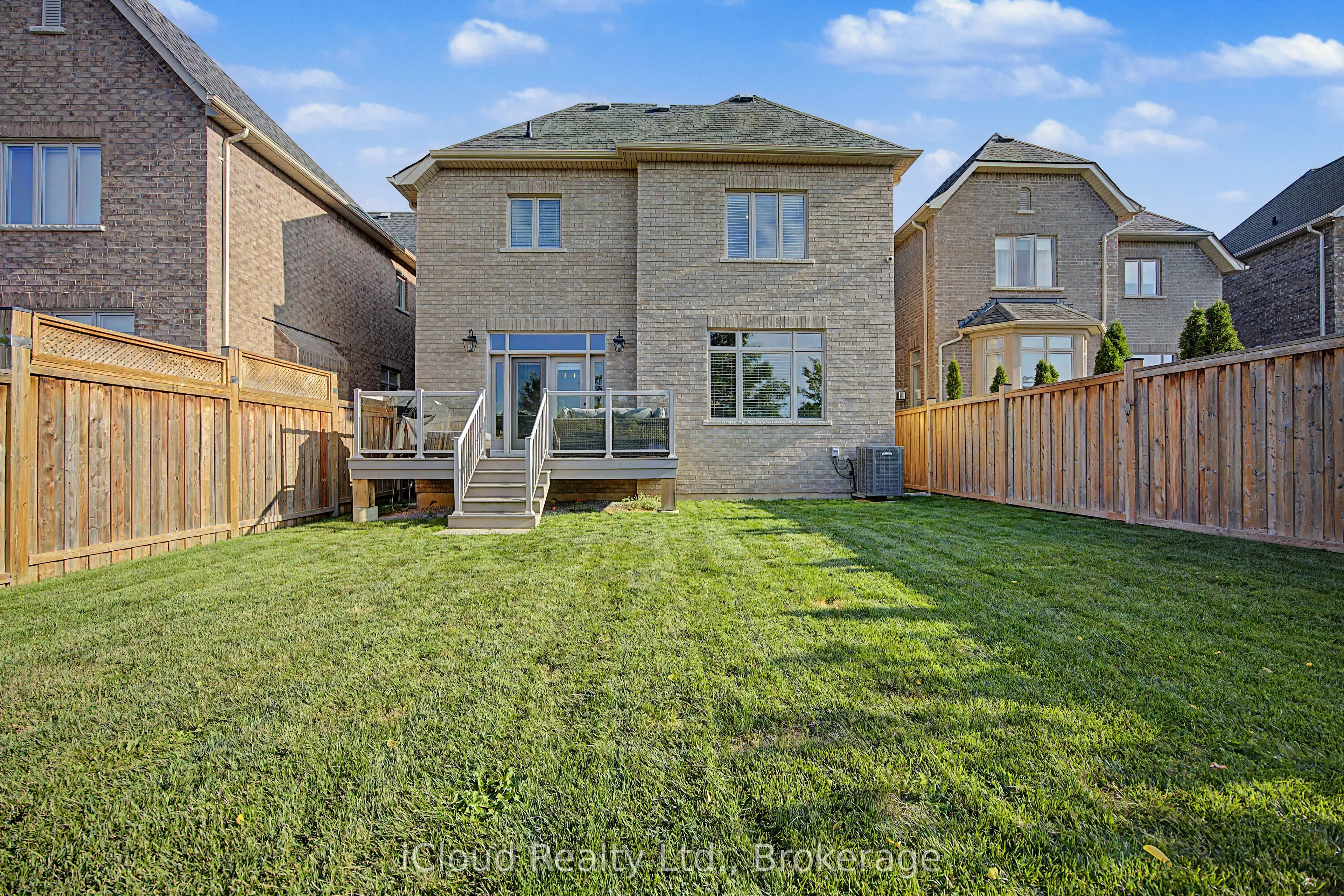 47 West Branch Drive