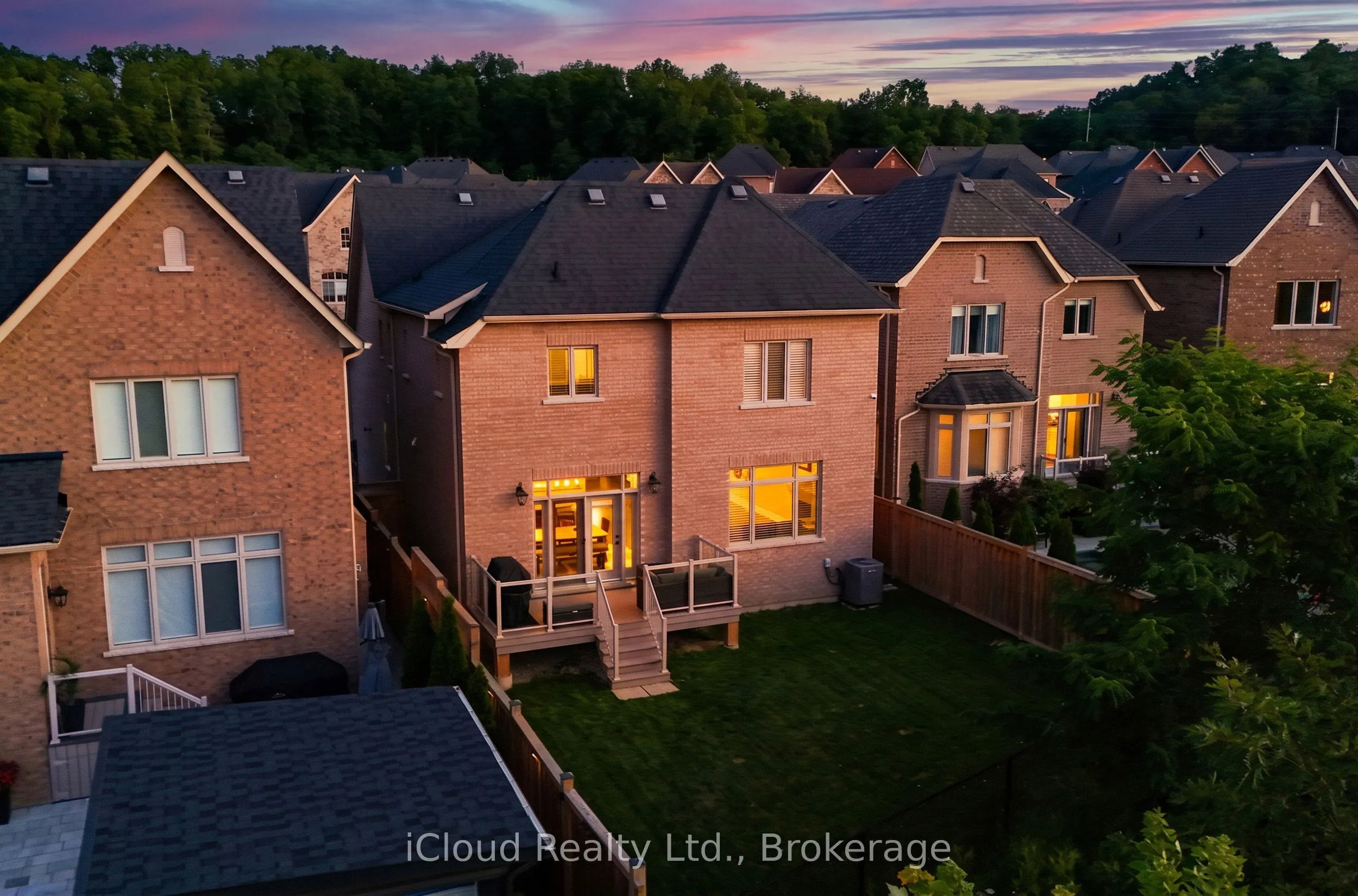 47 West Branch Drive